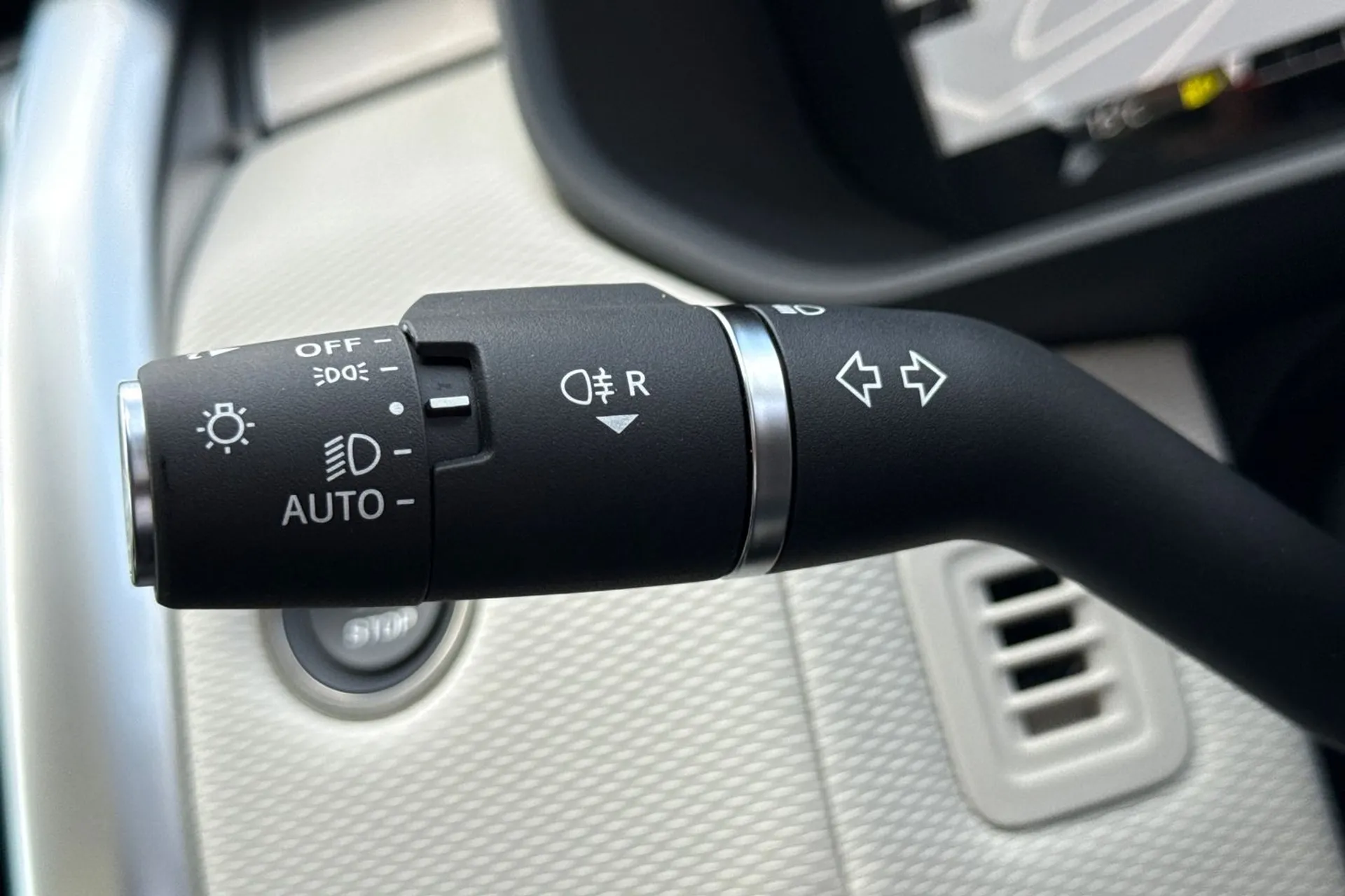 LAND ROVER DISCOVERY thumbnail image number 60