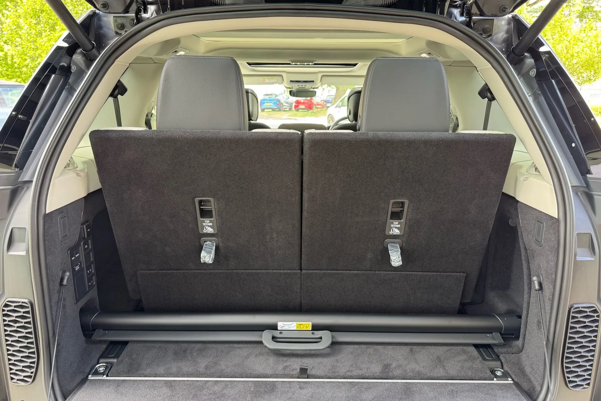 LAND ROVER DISCOVERY thumbnail image number 34