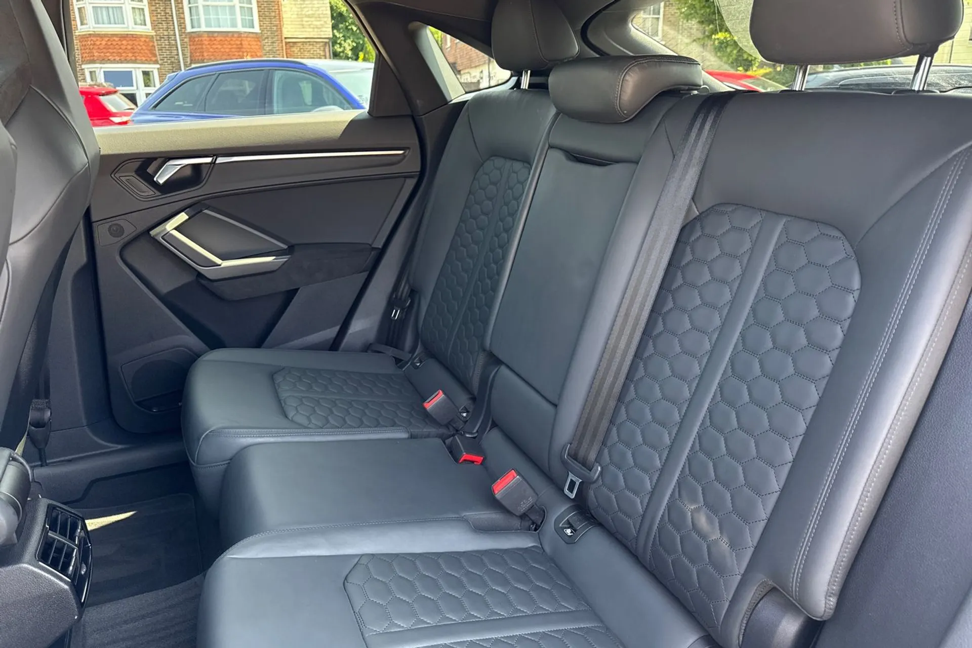 Audi RS Q3 thumbnail image number 45