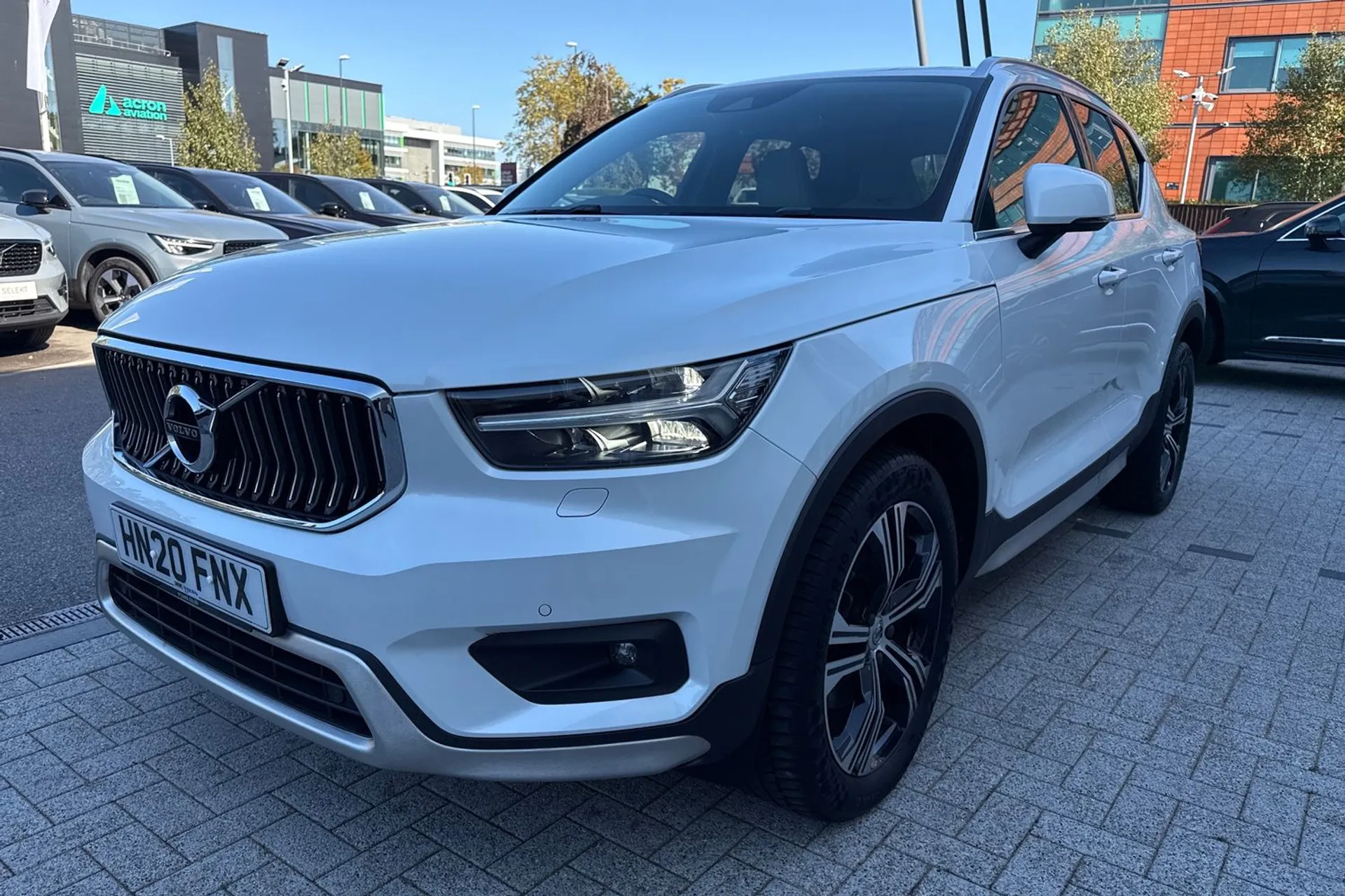 Volvo XC40 thumbnail image number 11