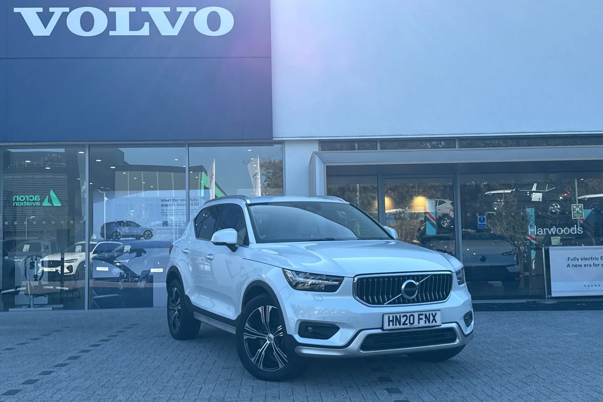Volvo XC40 focused image