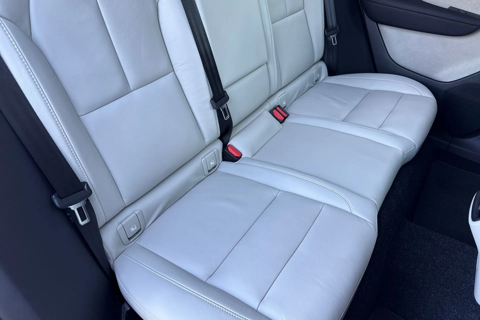 Volvo XC40 thumbnail image number 24