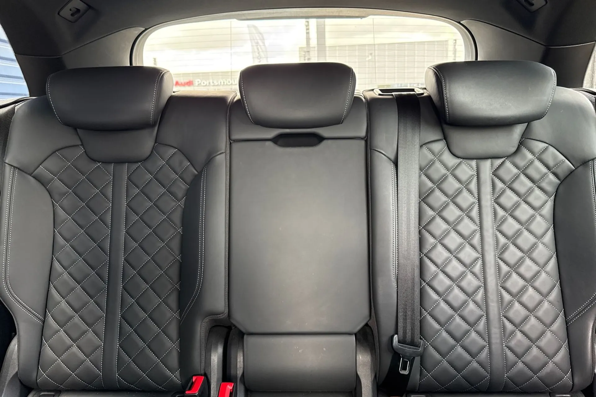 Audi Q5 thumbnail image number 35