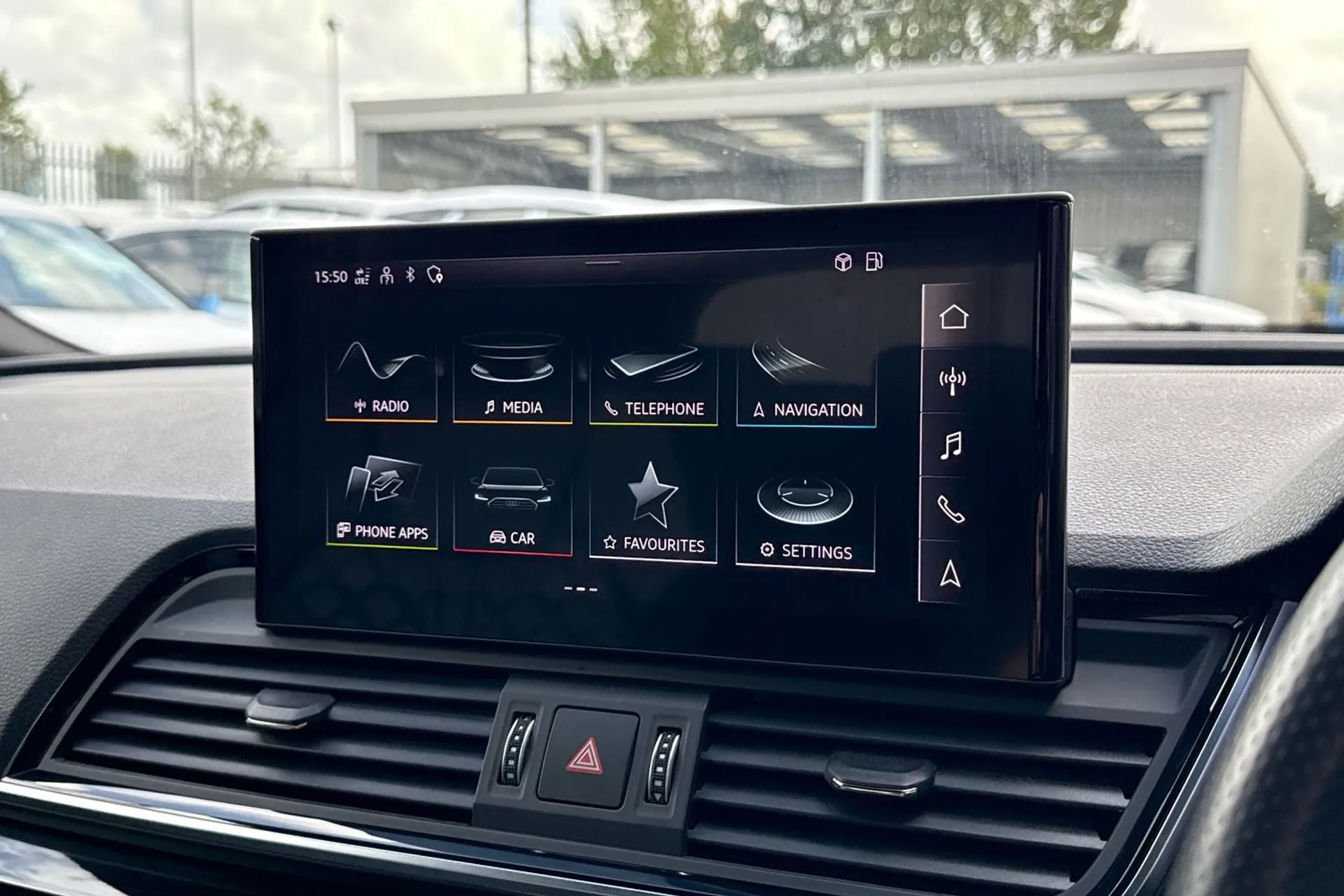 Audi Q5 thumbnail image number 24