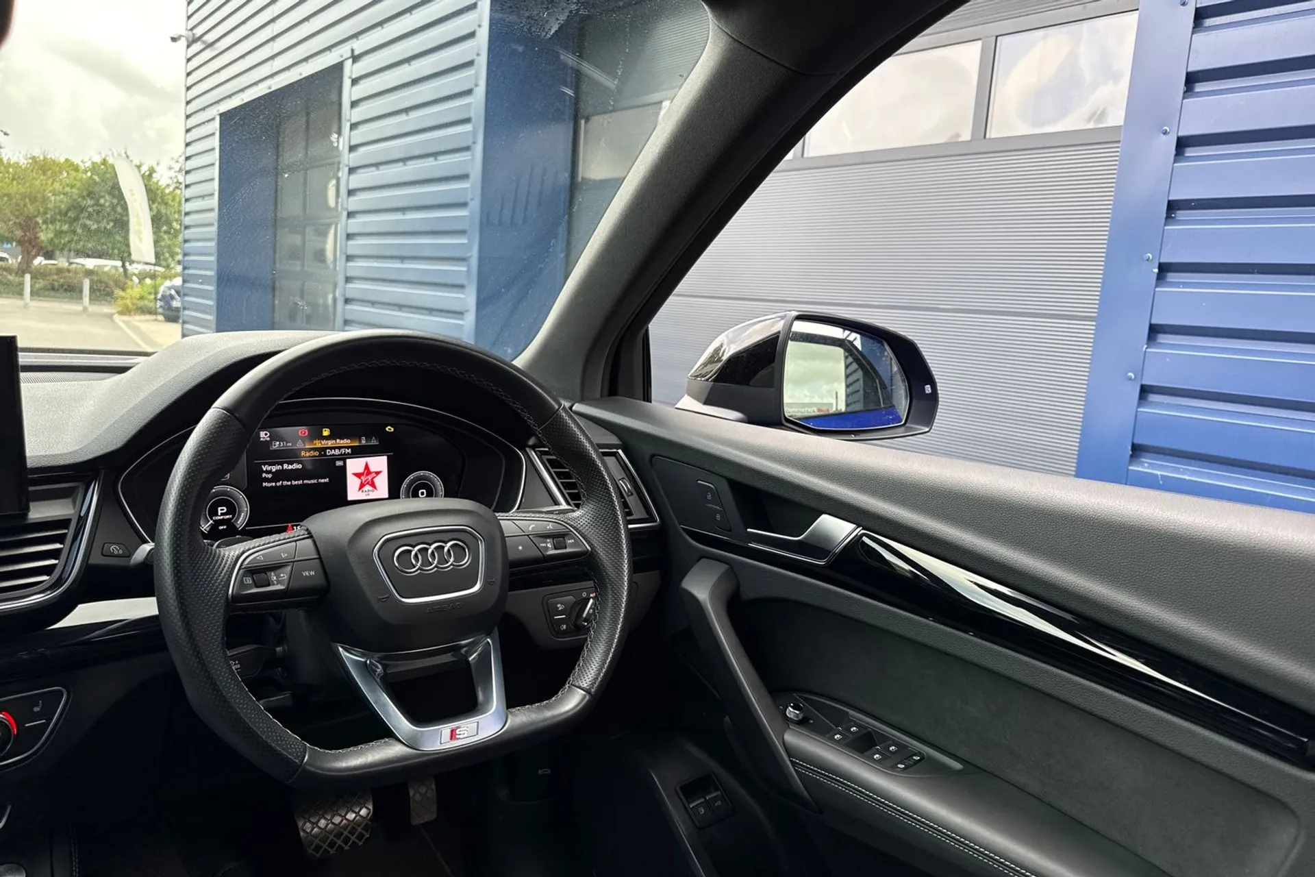 Audi Q5 thumbnail image number 38