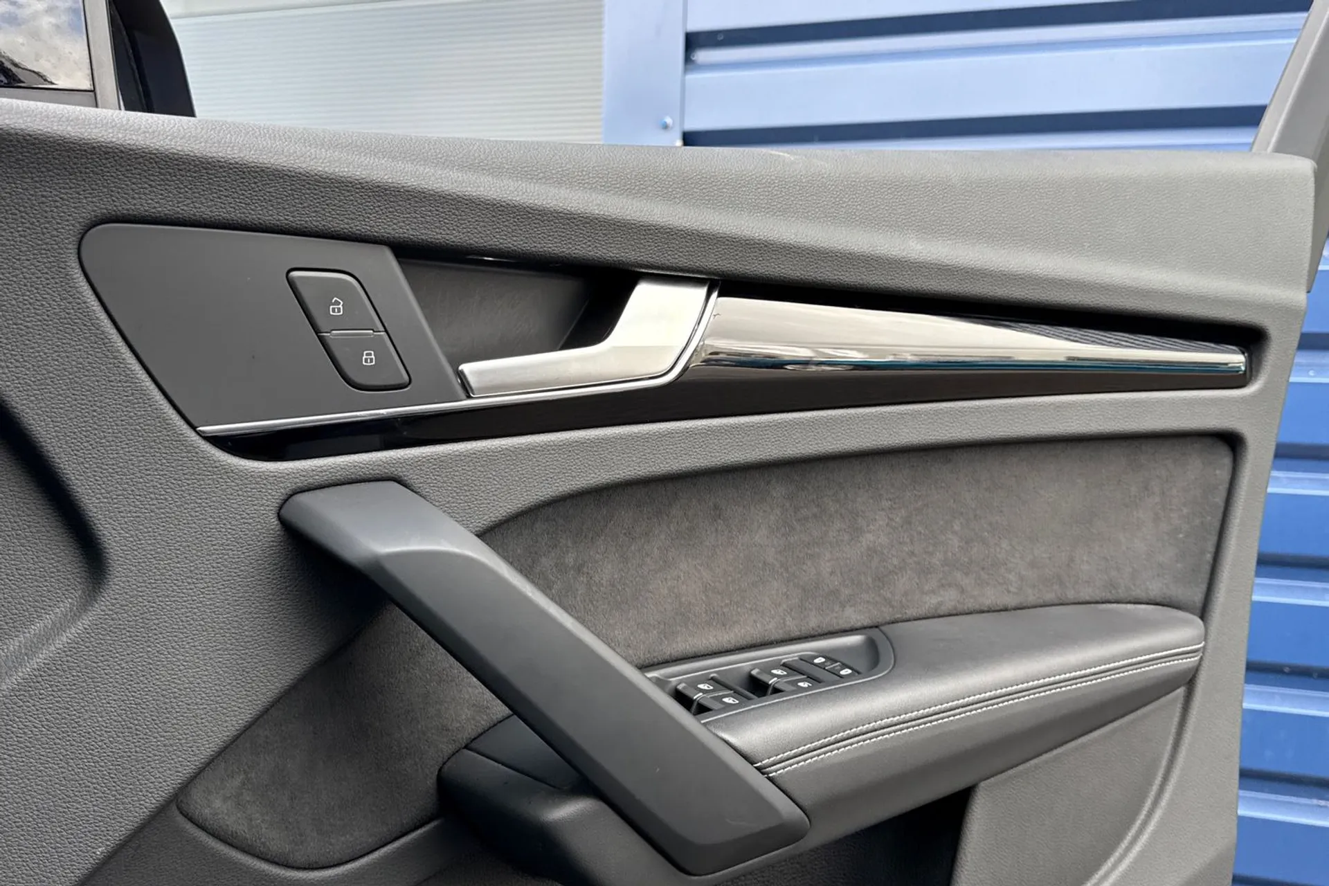 Audi Q5 thumbnail image number 44