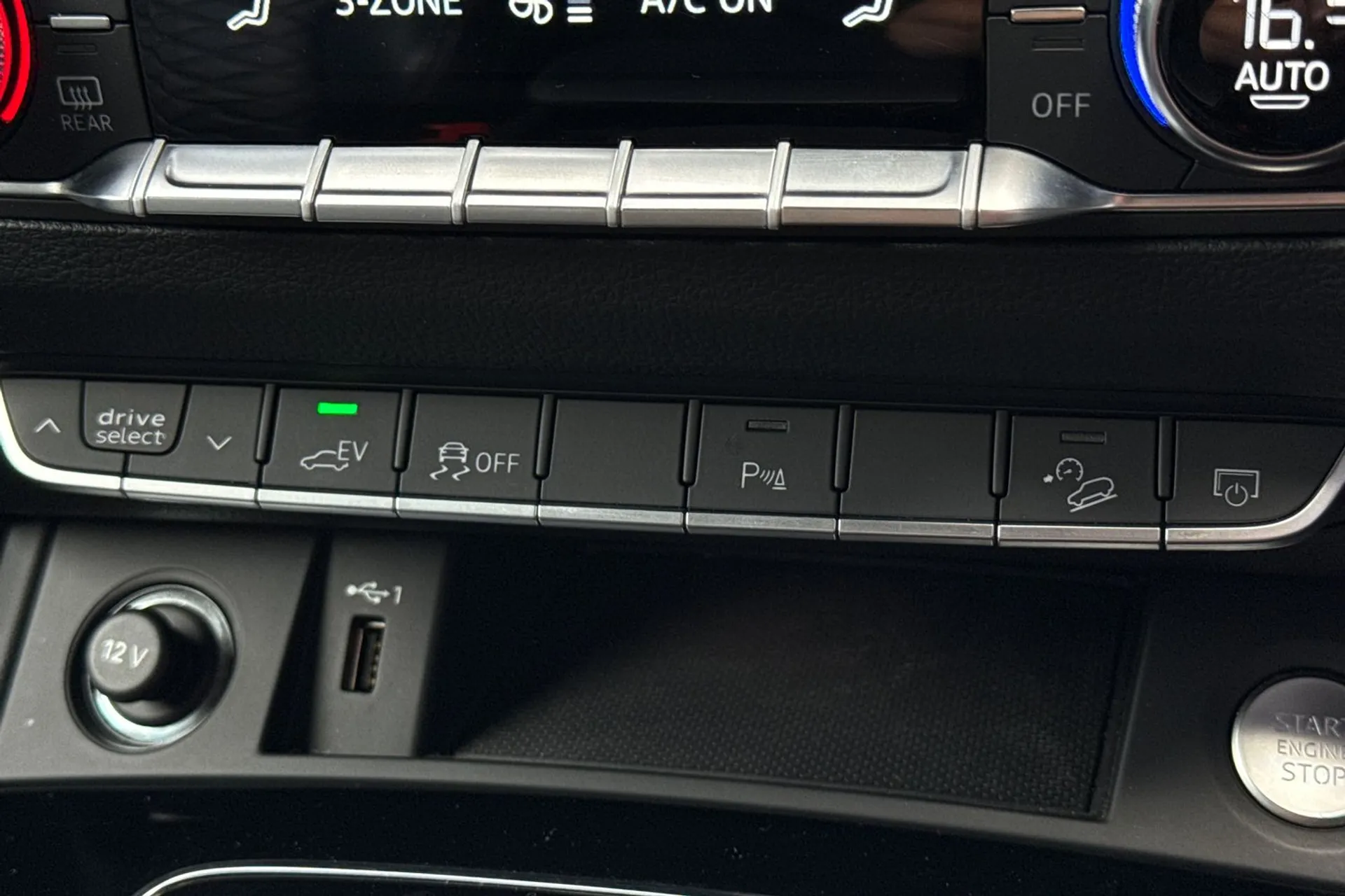 Audi Q5 thumbnail image number 45