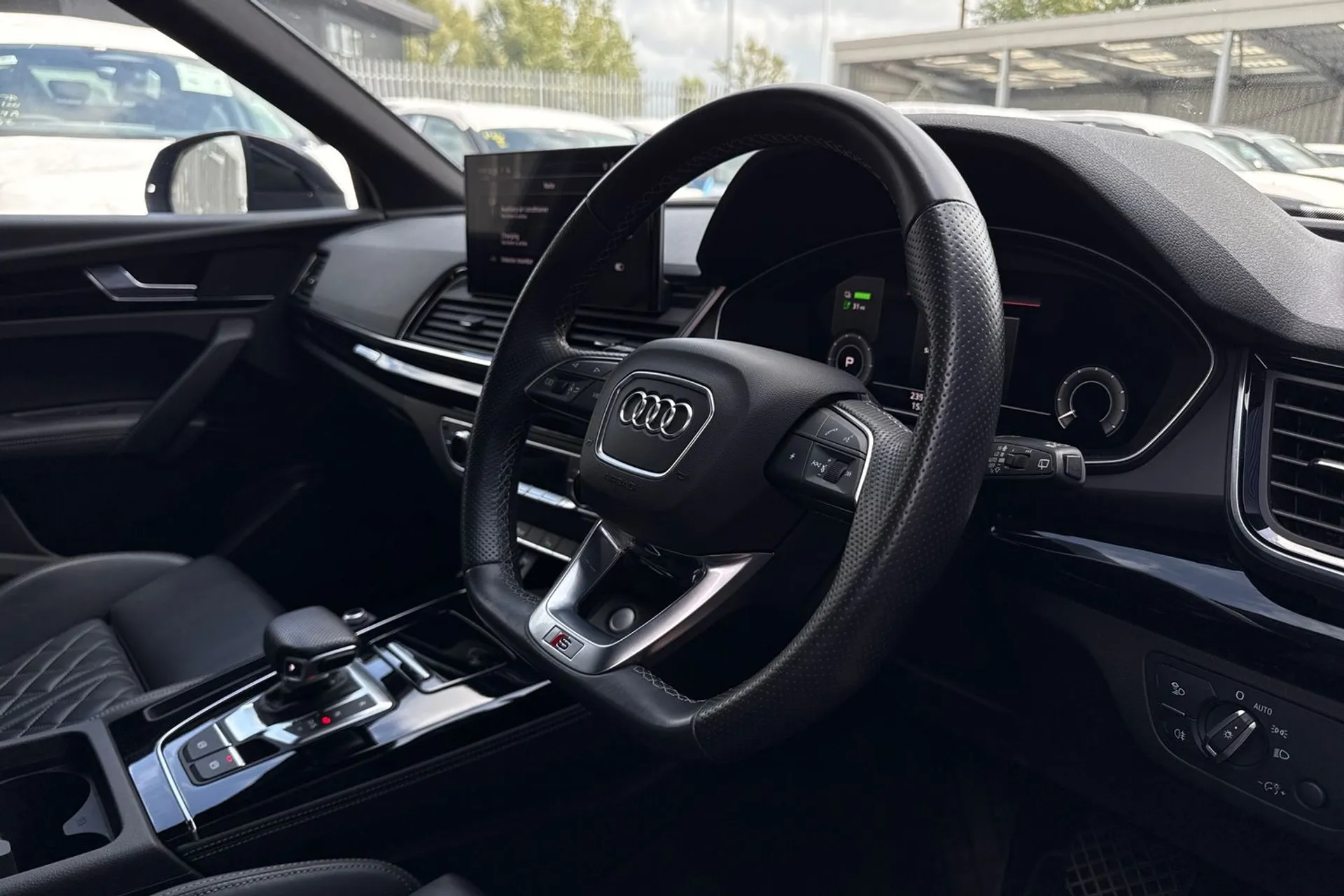 Audi Q5 thumbnail image number 27