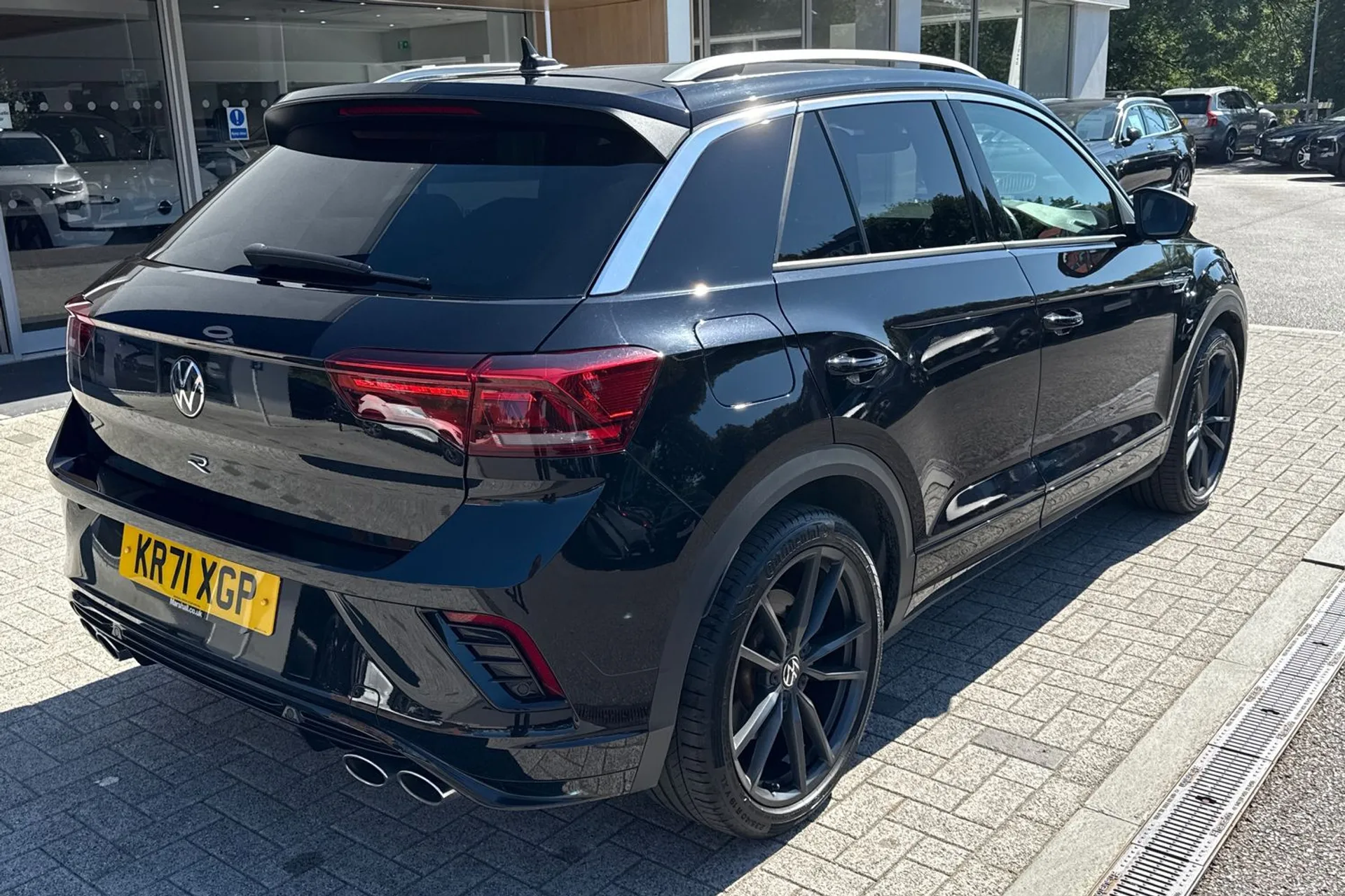 VOLKSWAGEN T-ROC thumbnail image number 7