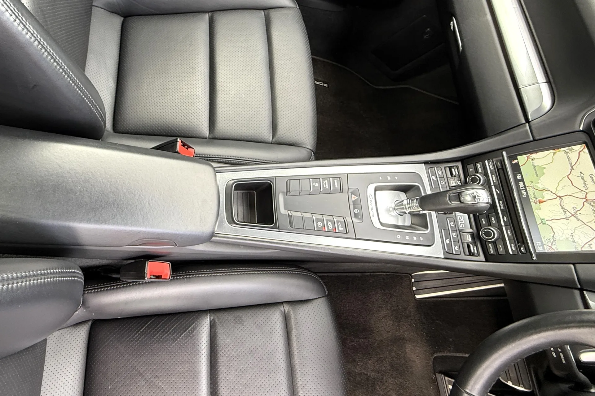 Porsche 911 thumbnail image number 44