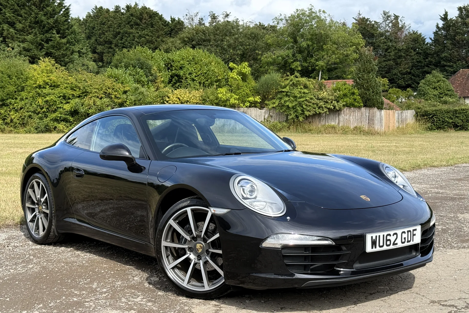 Porsche 911 focused image