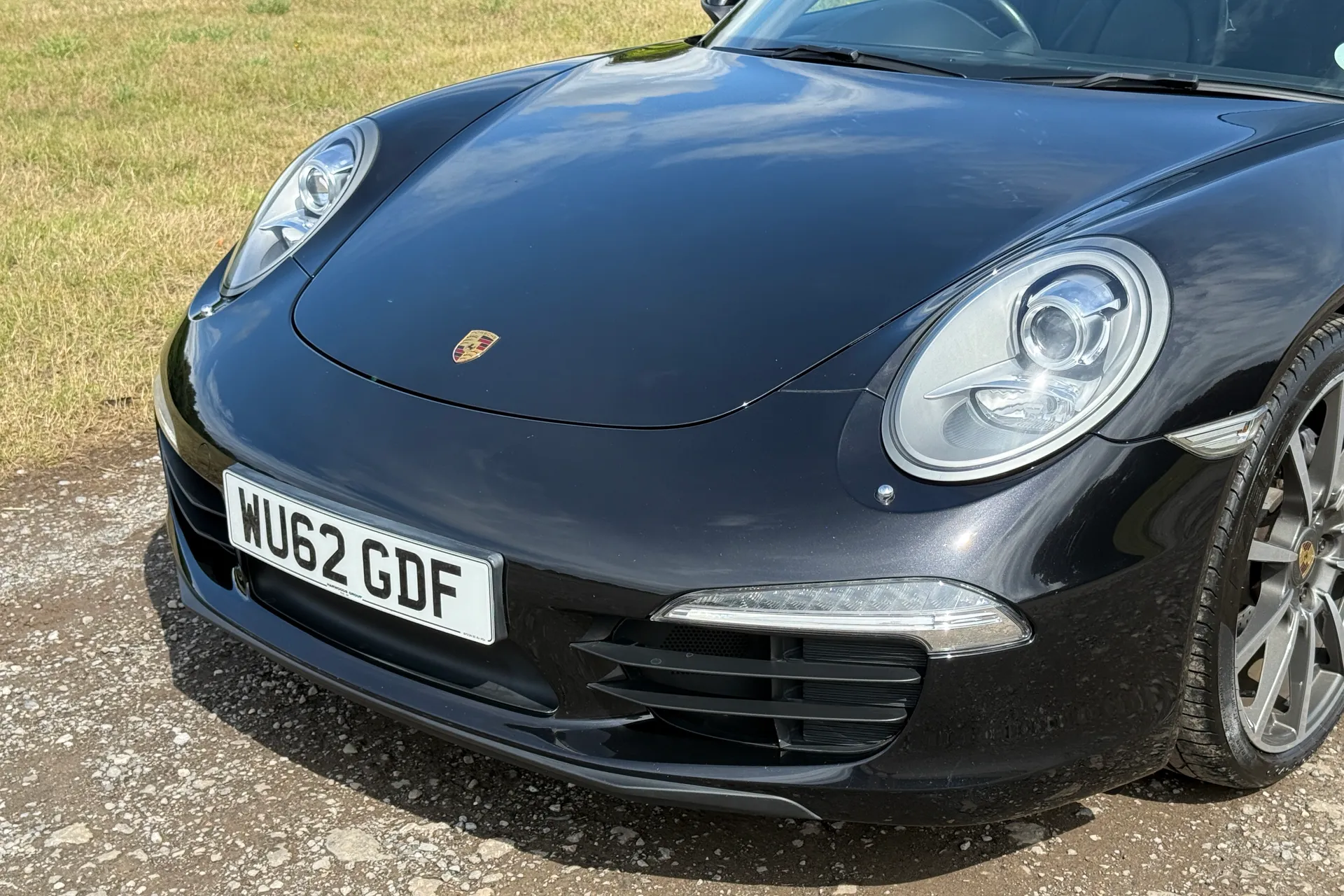 Porsche 911 thumbnail image number 9