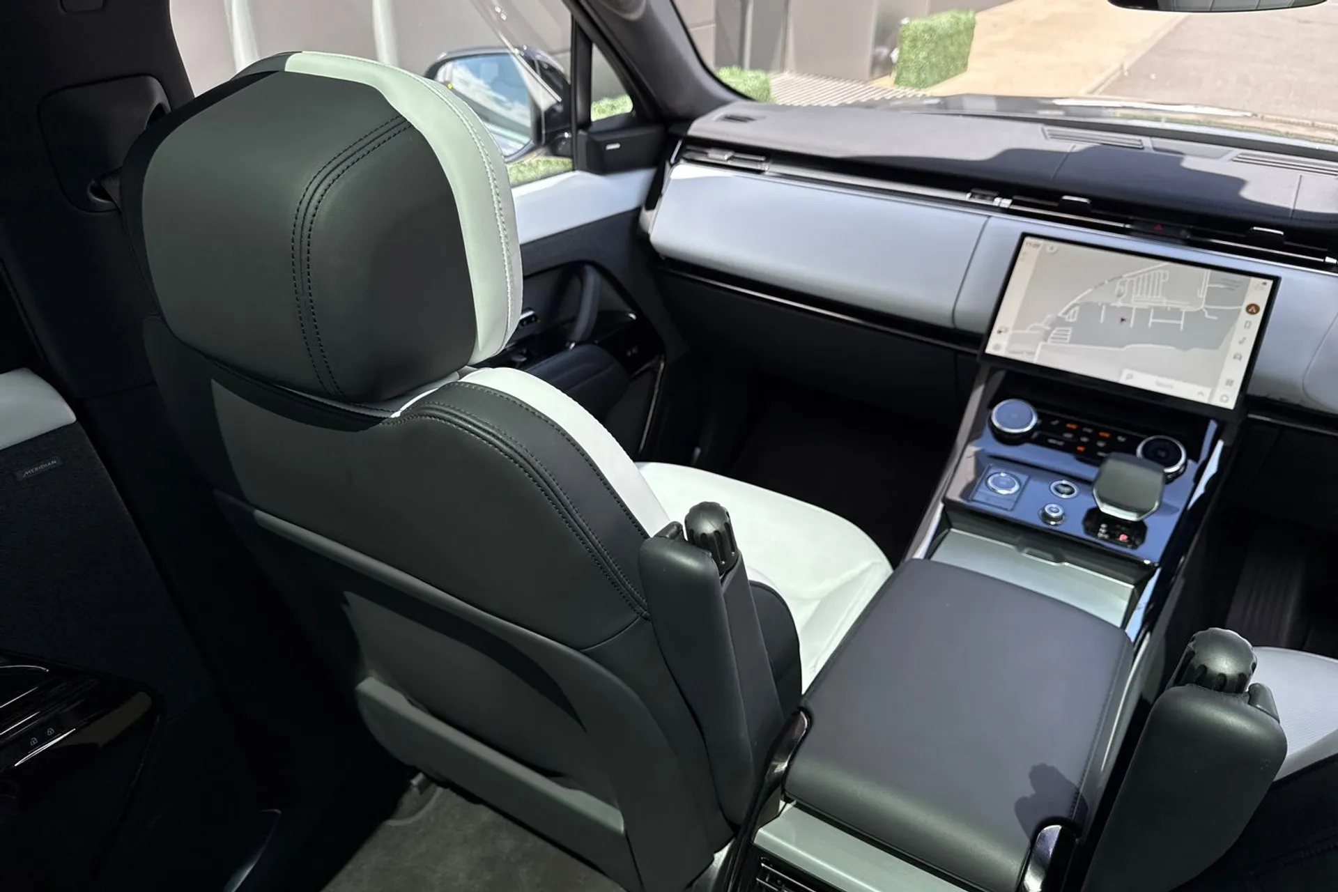 LAND ROVER RANGE ROVER SPORT thumbnail image number 42