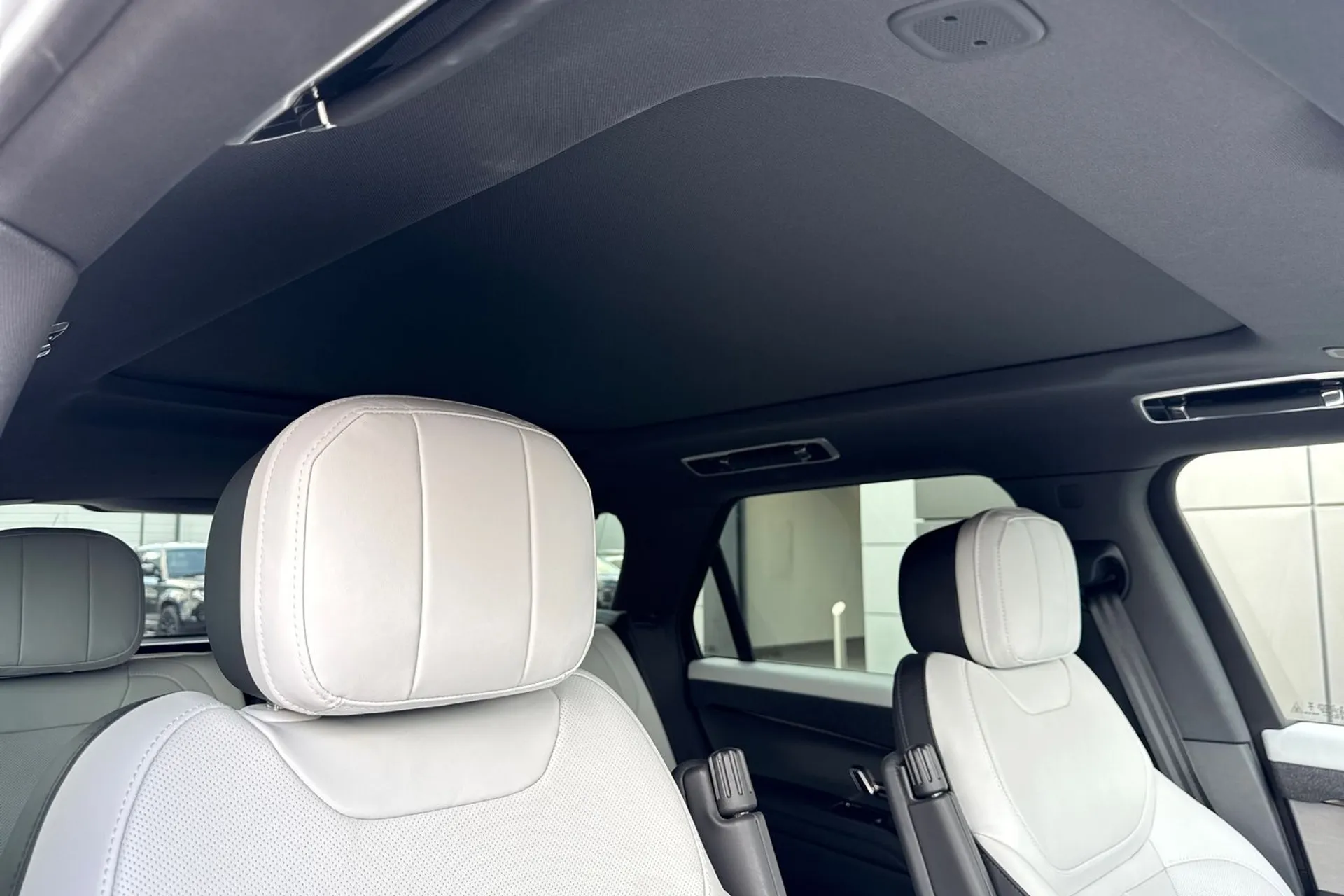 LAND ROVER RANGE ROVER SPORT thumbnail image number 9