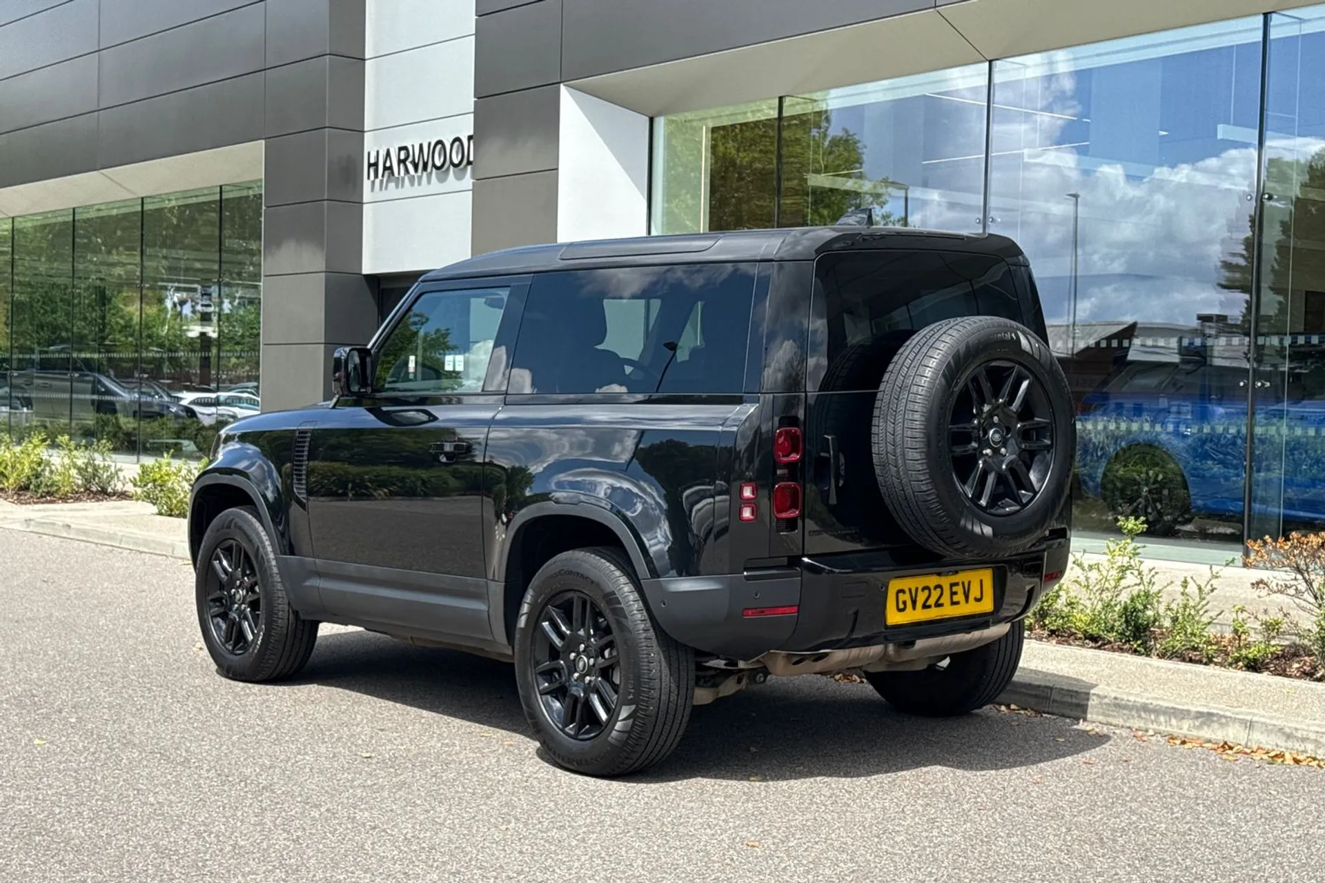 LAND ROVER DEFENDER thumbnail image number 20
