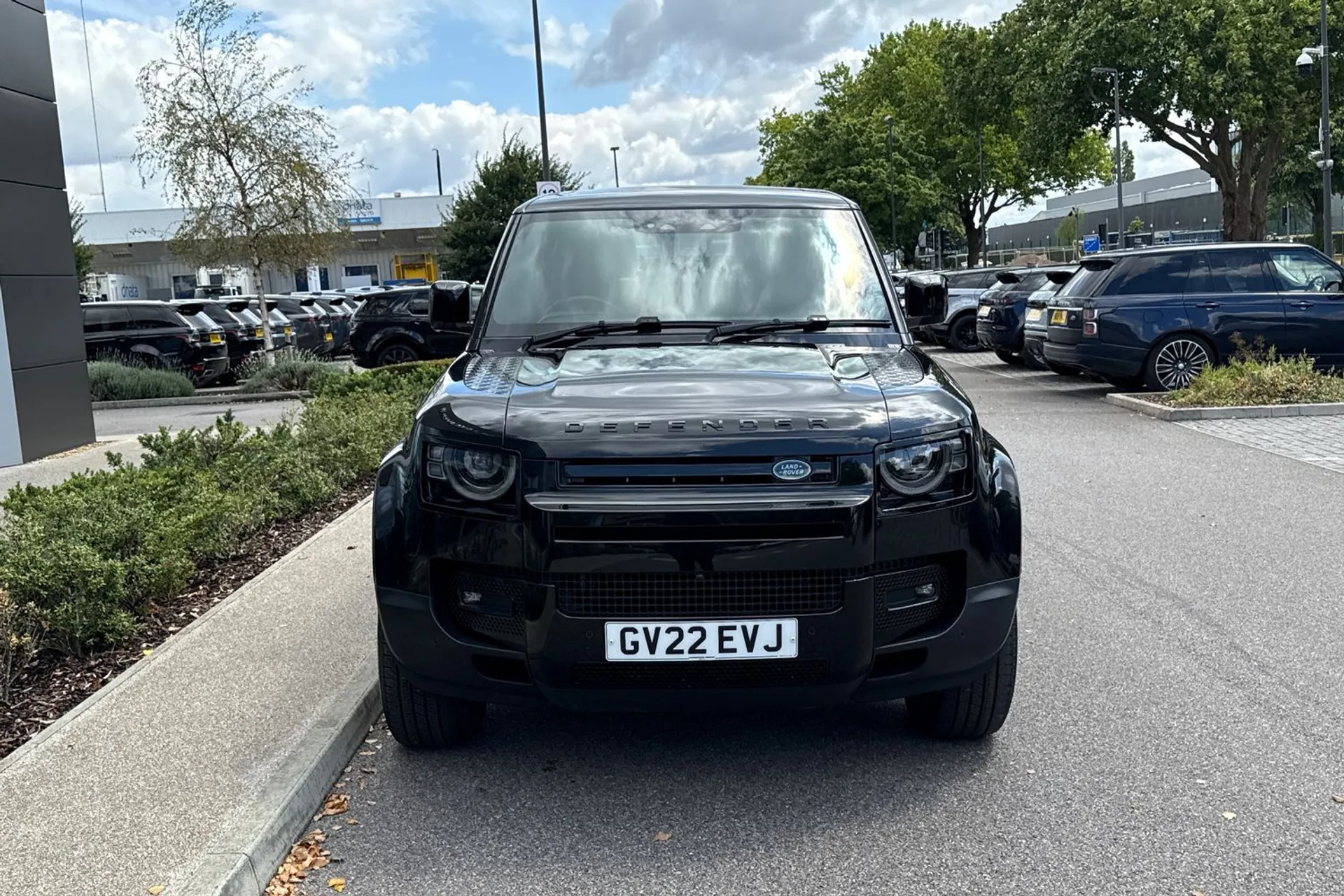 LAND ROVER DEFENDER thumbnail image number 22