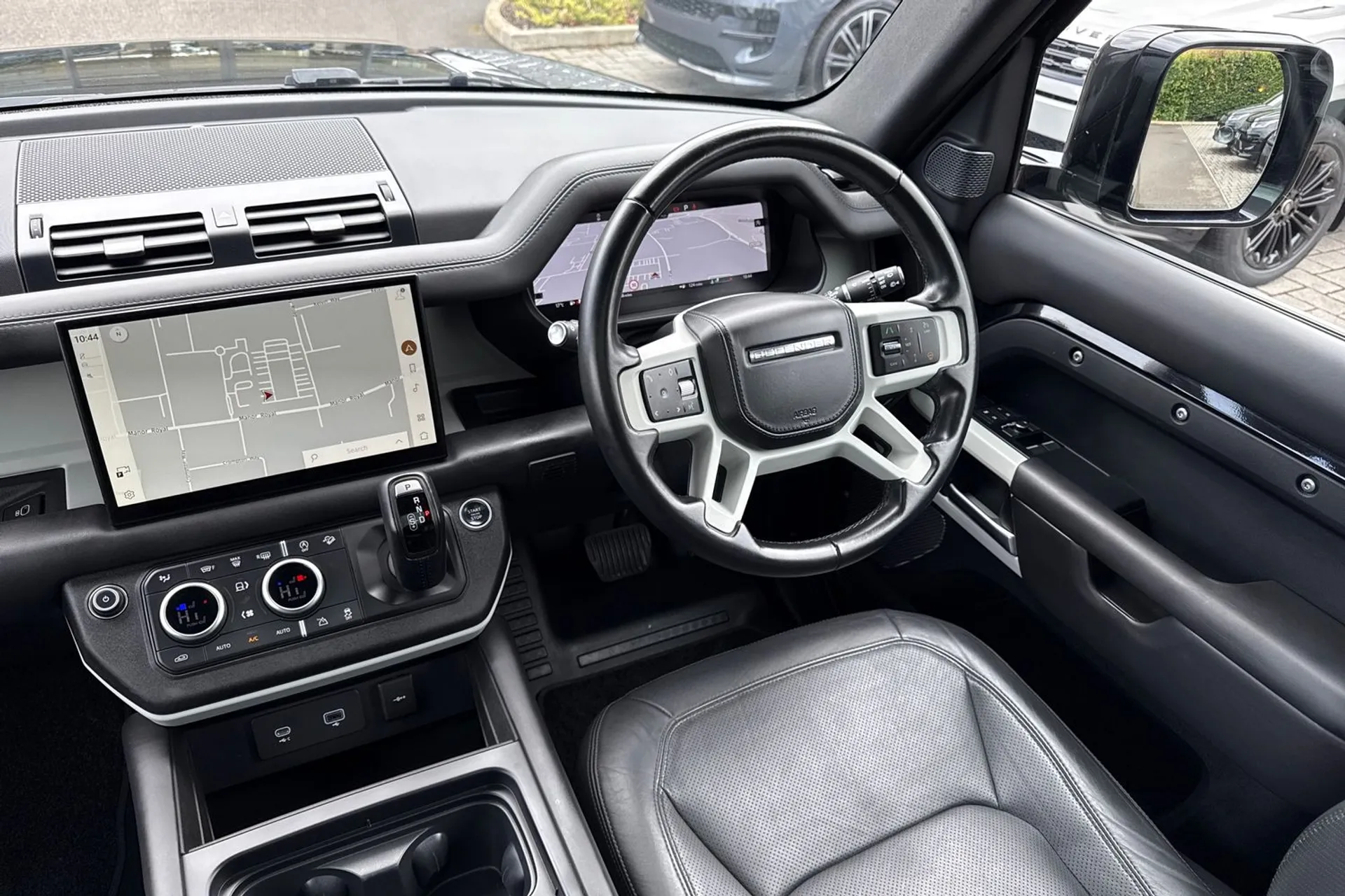 LAND ROVER DEFENDER thumbnail image number 33