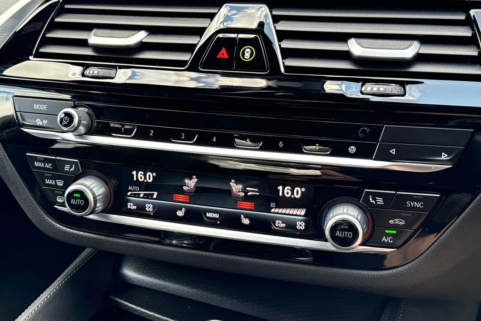 BMW 5 SERIES thumbnail image number 13