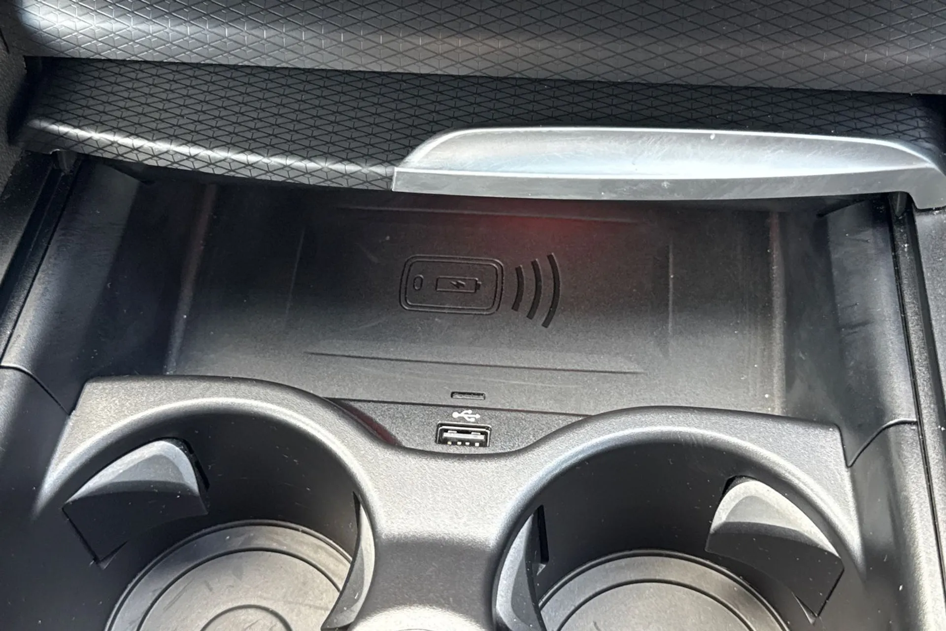 BMW 5 SERIES thumbnail image number 15