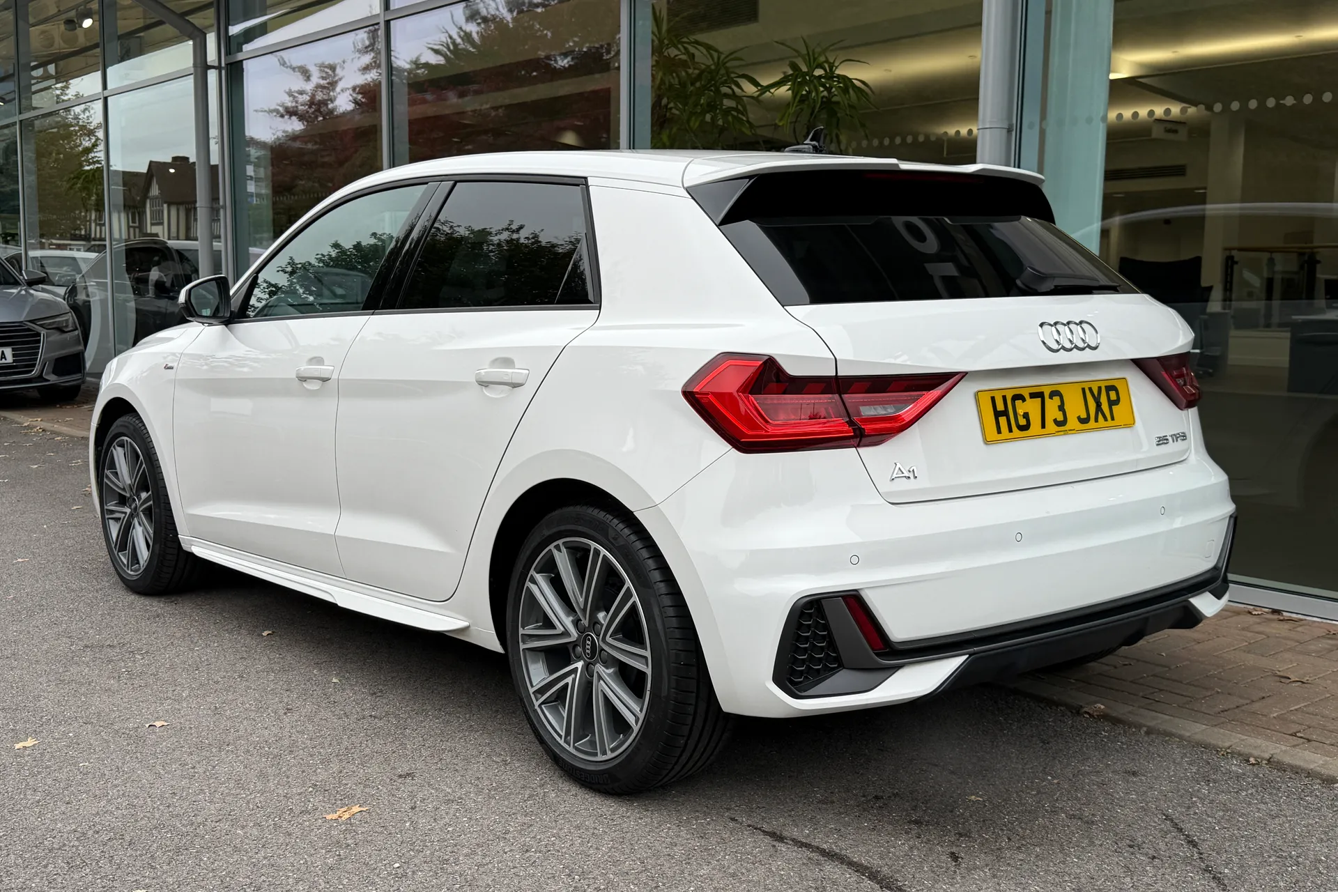 Audi A1 thumbnail image number 6