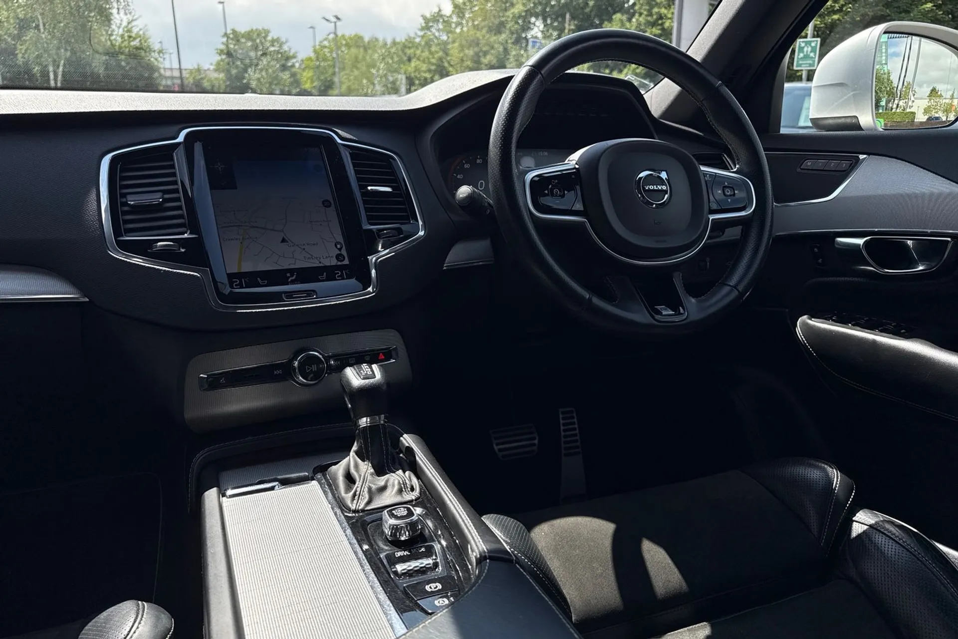 Volvo XC90 thumbnail image number 38