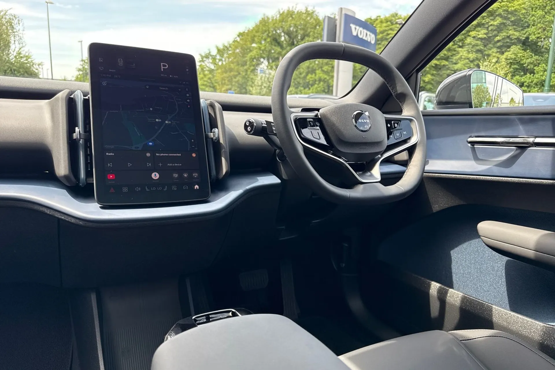 Volvo EX30 thumbnail image number 34