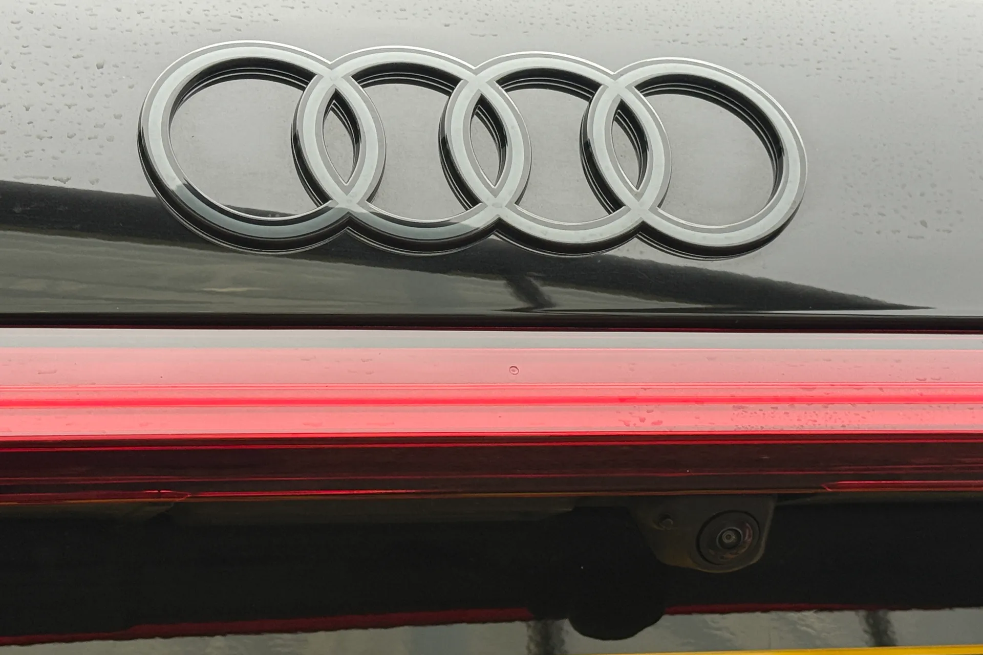 Audi Q5 thumbnail image number 44
