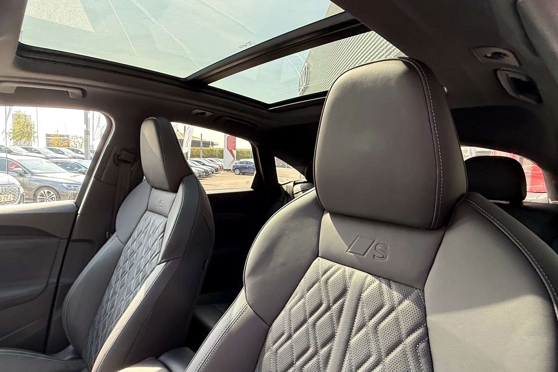 Audi Q5 thumbnail image number 44