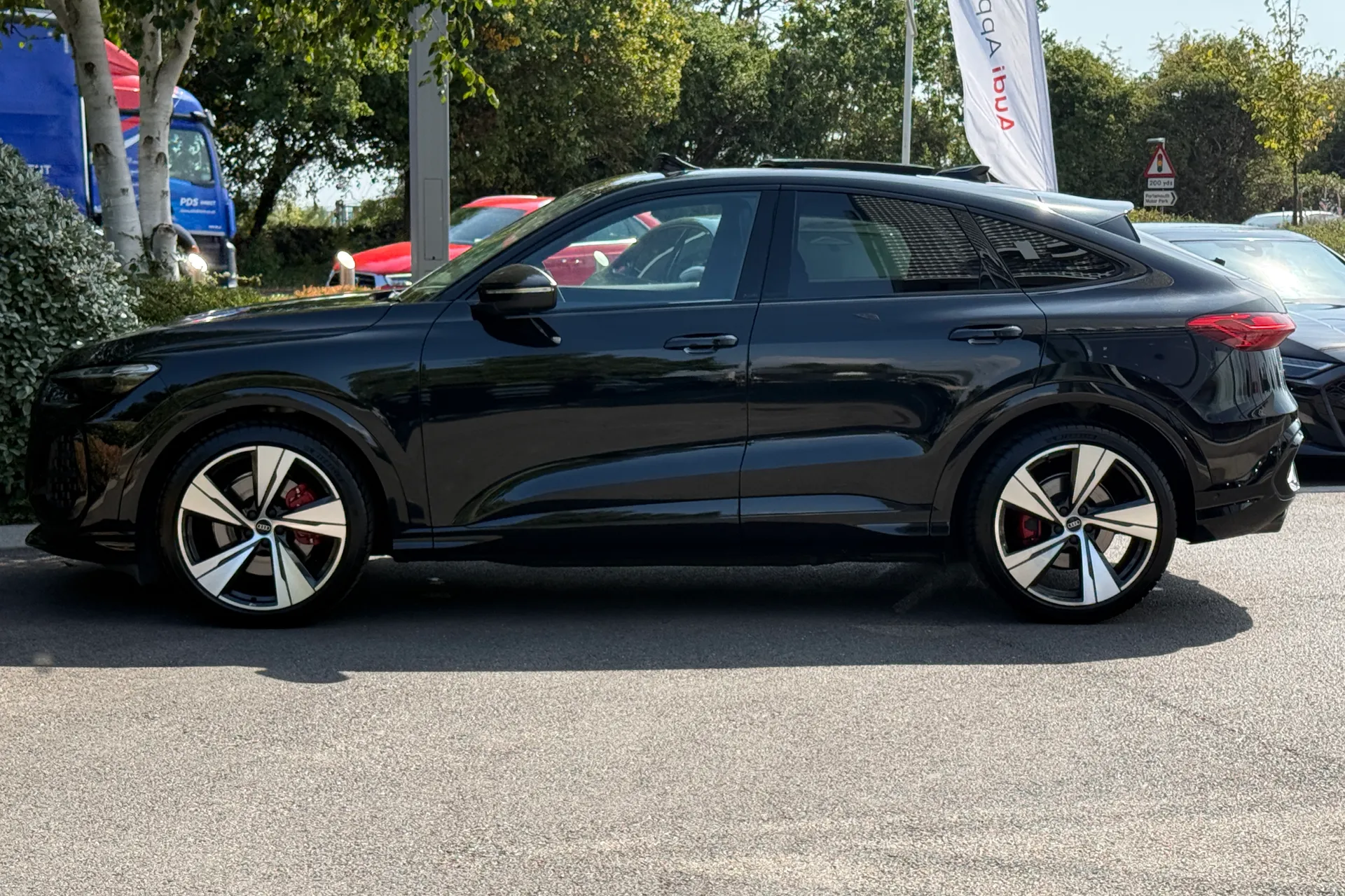 Audi Q5 thumbnail image number 25