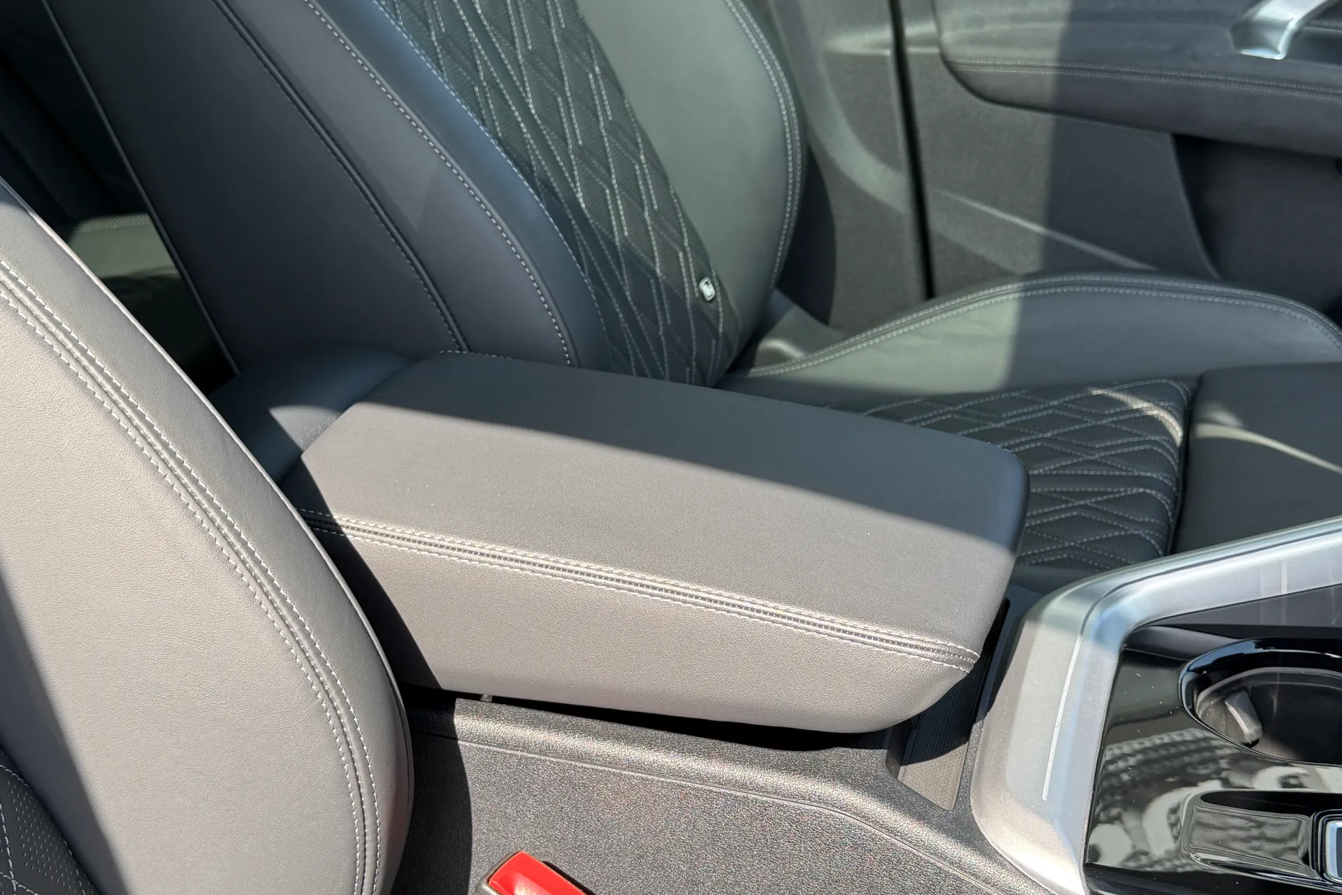Audi Q5 thumbnail image number 15
