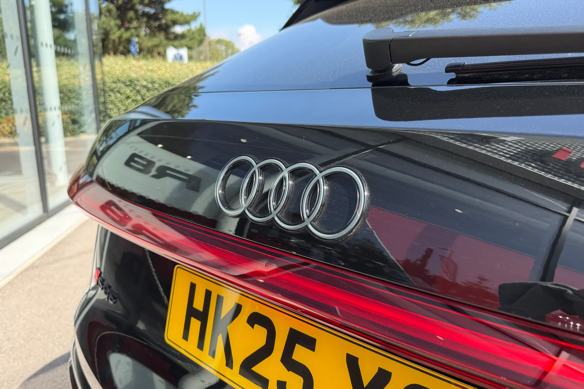 Audi Q5 thumbnail image number 43