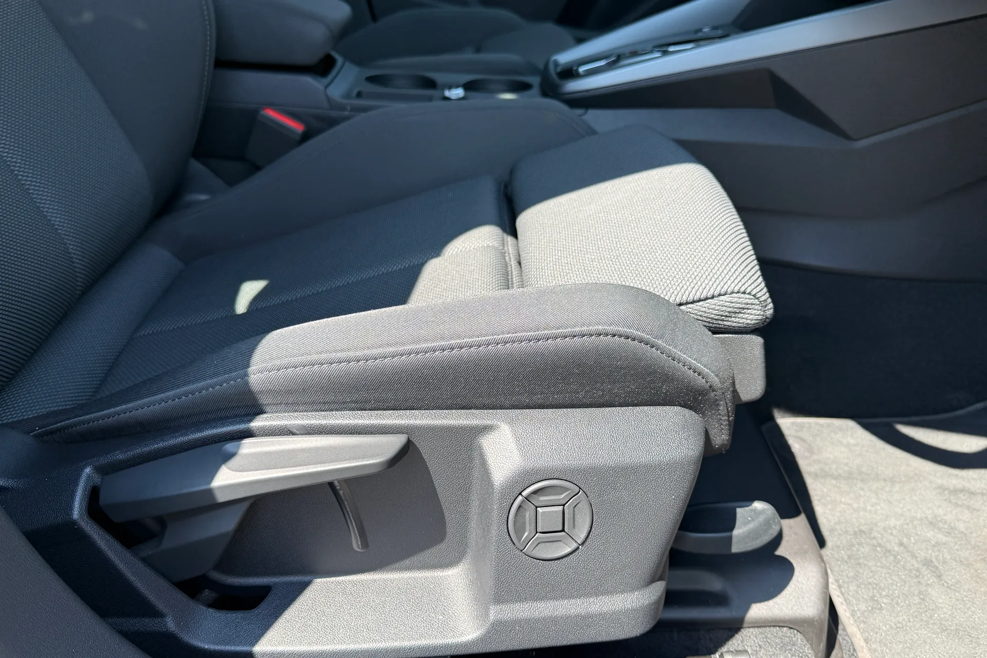 Audi A3 thumbnail image number 35