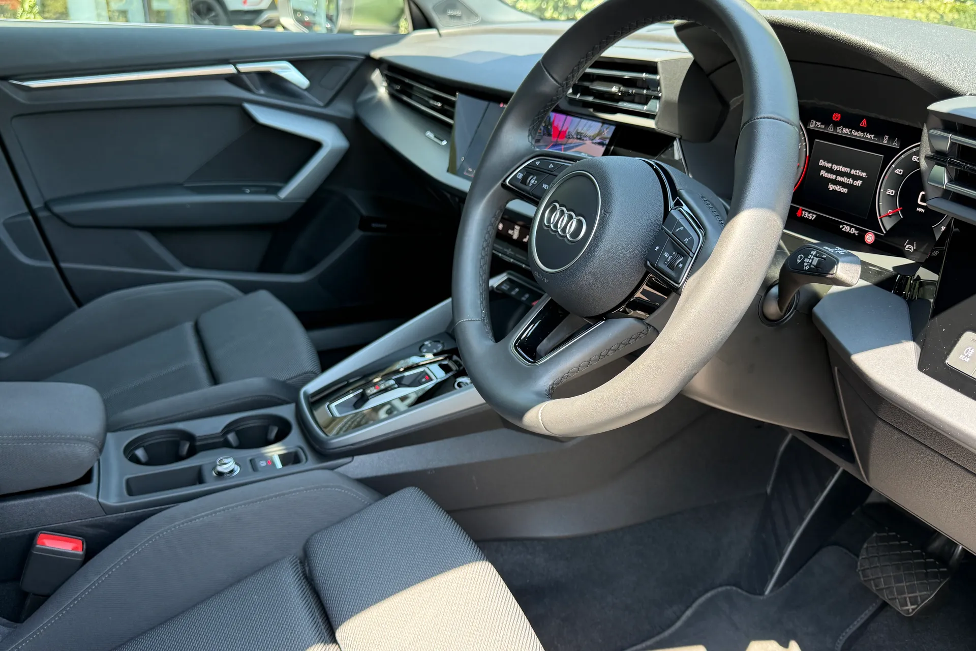 Audi A3 thumbnail image number 25