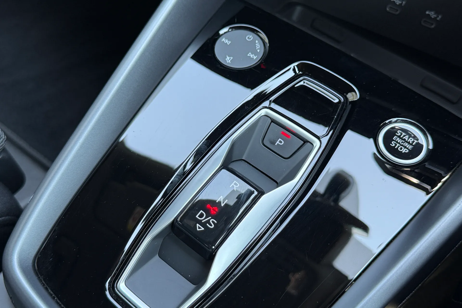Audi A3 thumbnail image number 17