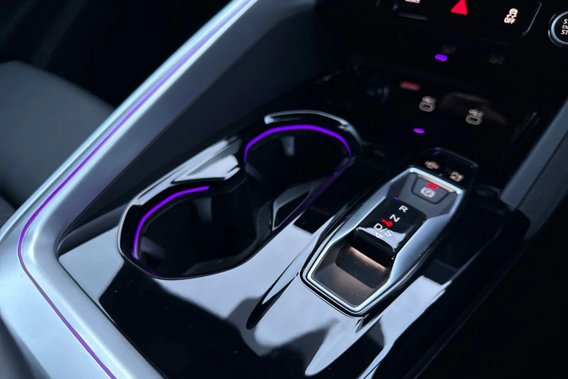 Audi Q5 thumbnail image number 35