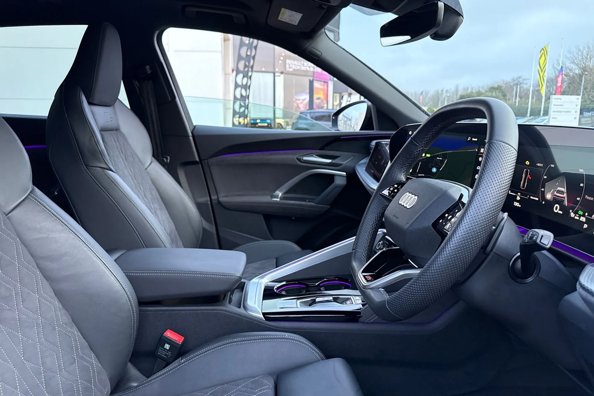 Audi Q5 thumbnail image number 26