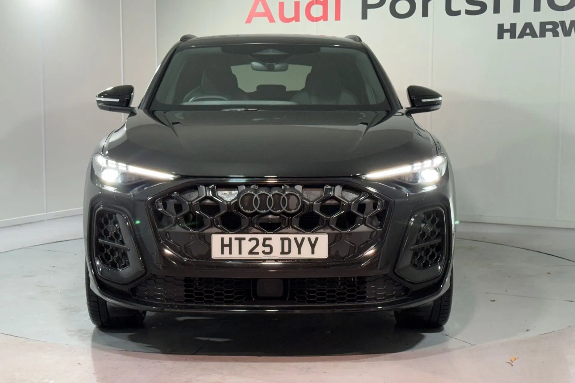 Audi Q5 thumbnail image number 7