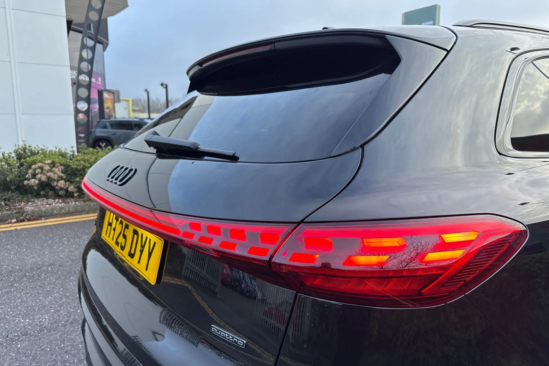 Audi Q5 thumbnail image number 16