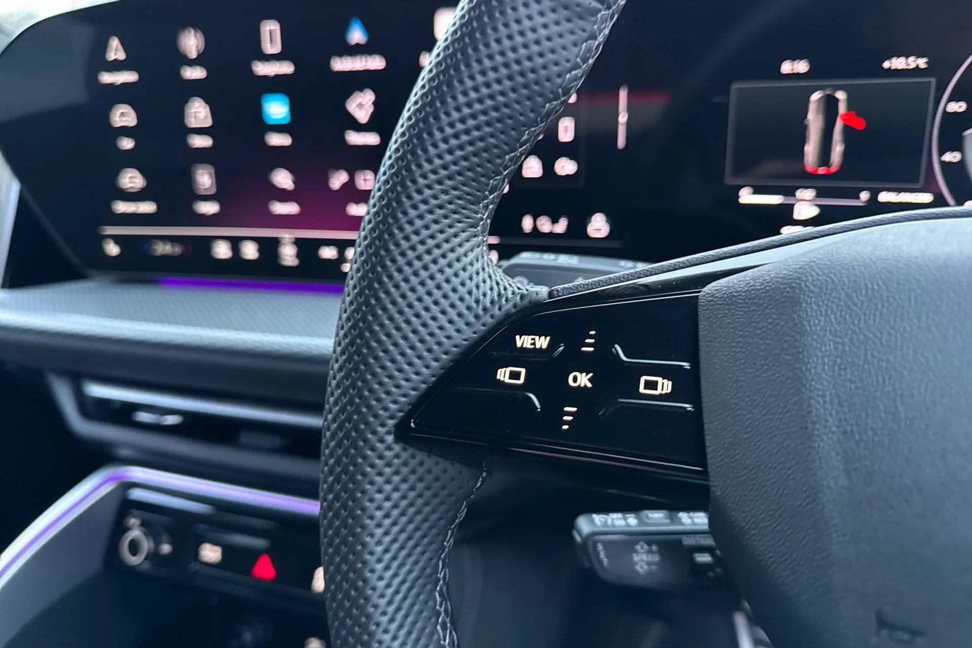 Audi Q5 thumbnail image number 44