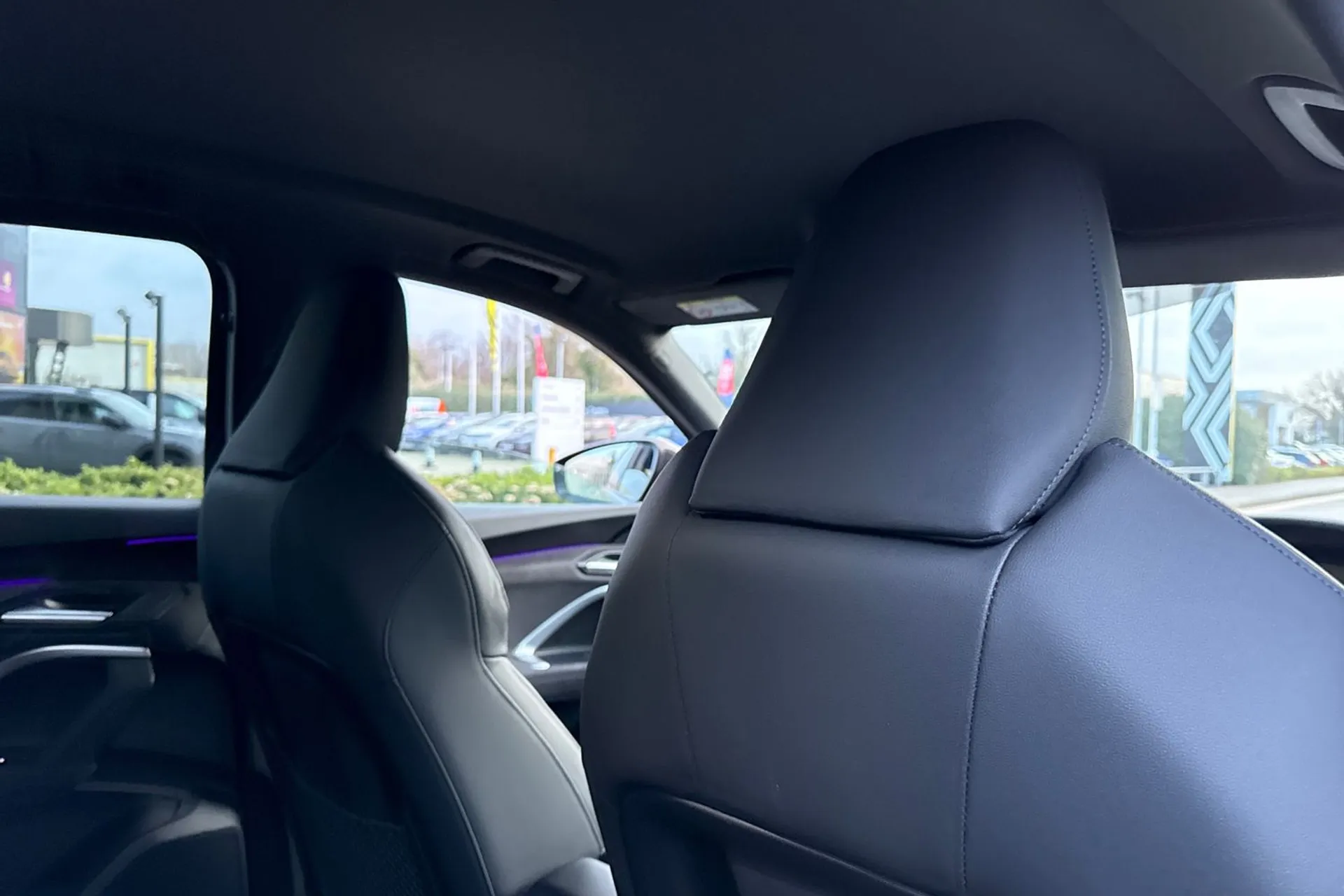 Audi Q5 thumbnail image number 24