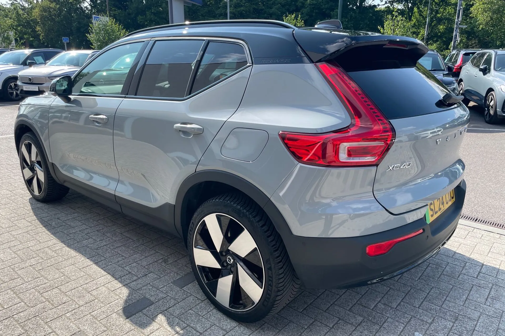 Volvo XC40 thumbnail image number 9