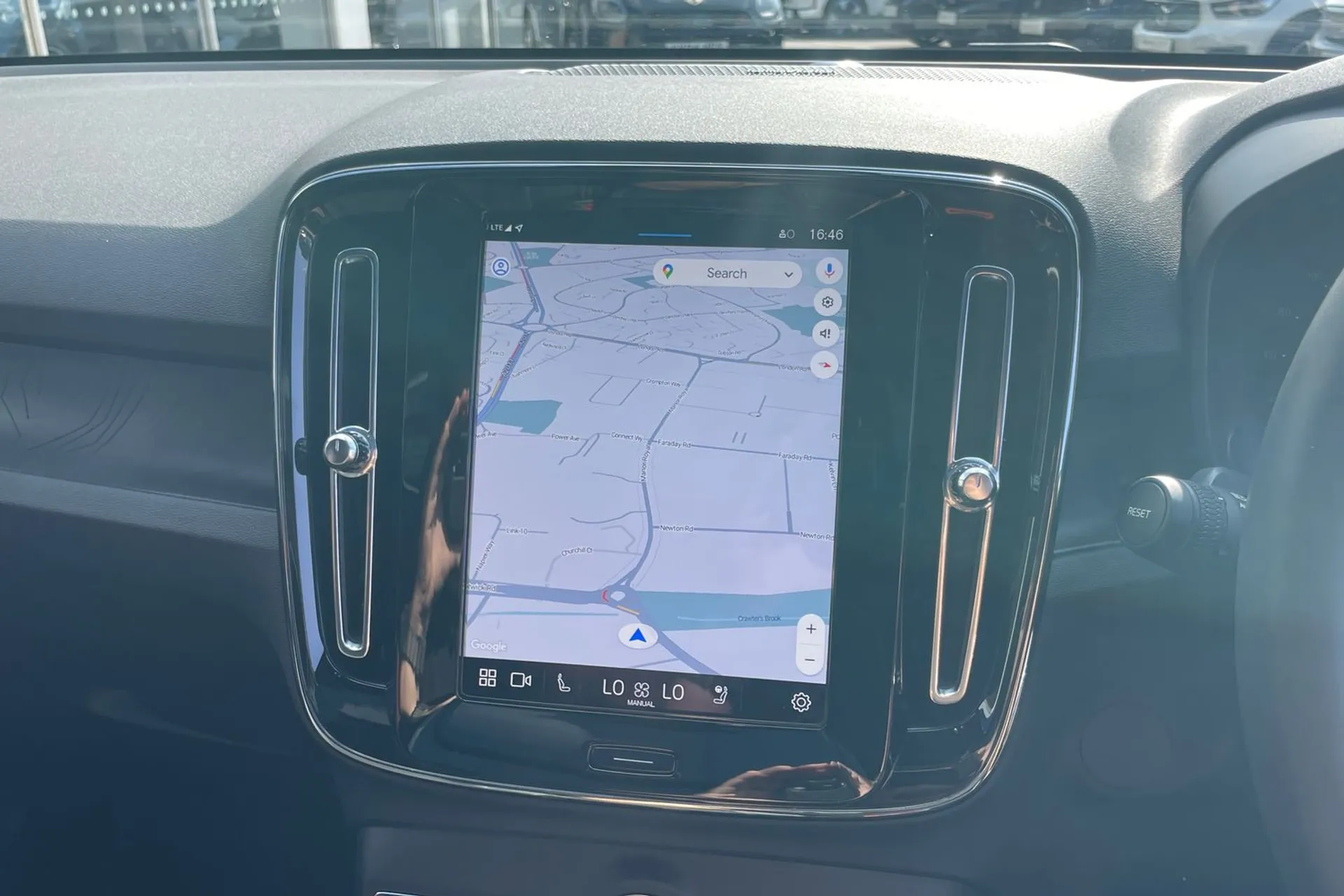 Volvo XC40 thumbnail image number 37