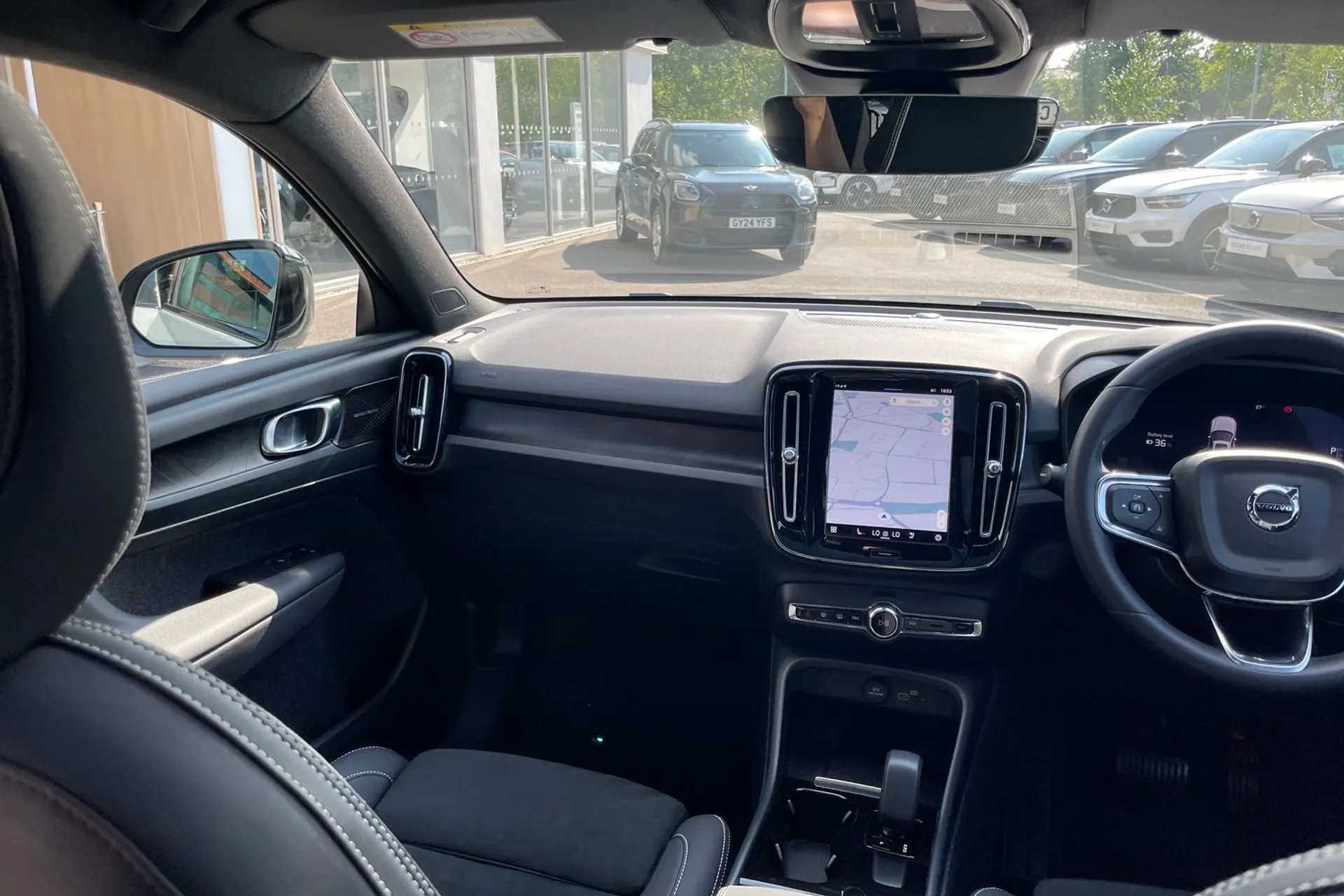 Volvo XC40 thumbnail image number 31