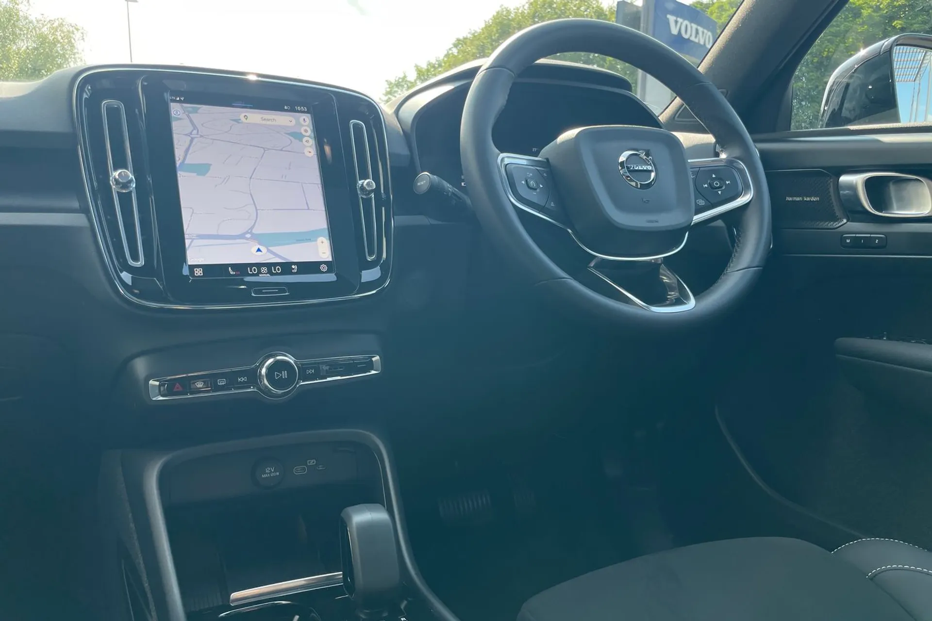 Volvo XC40 thumbnail image number 34