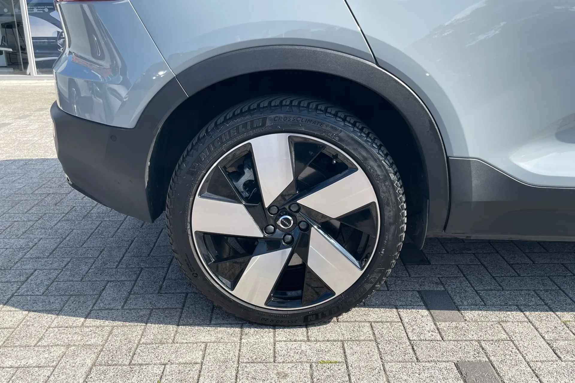 Volvo XC40 thumbnail image number 13