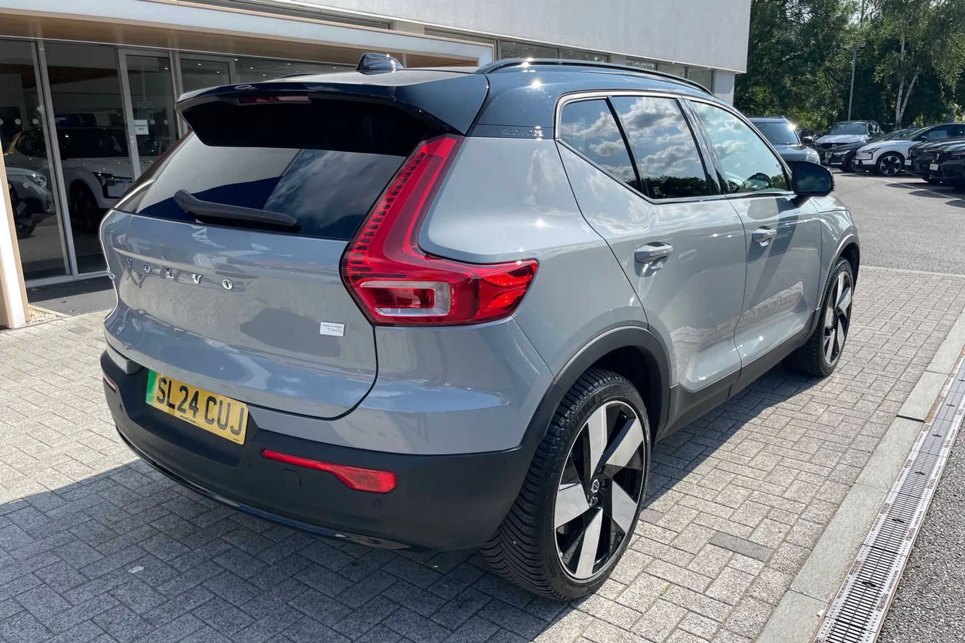 Volvo XC40 thumbnail image number 7