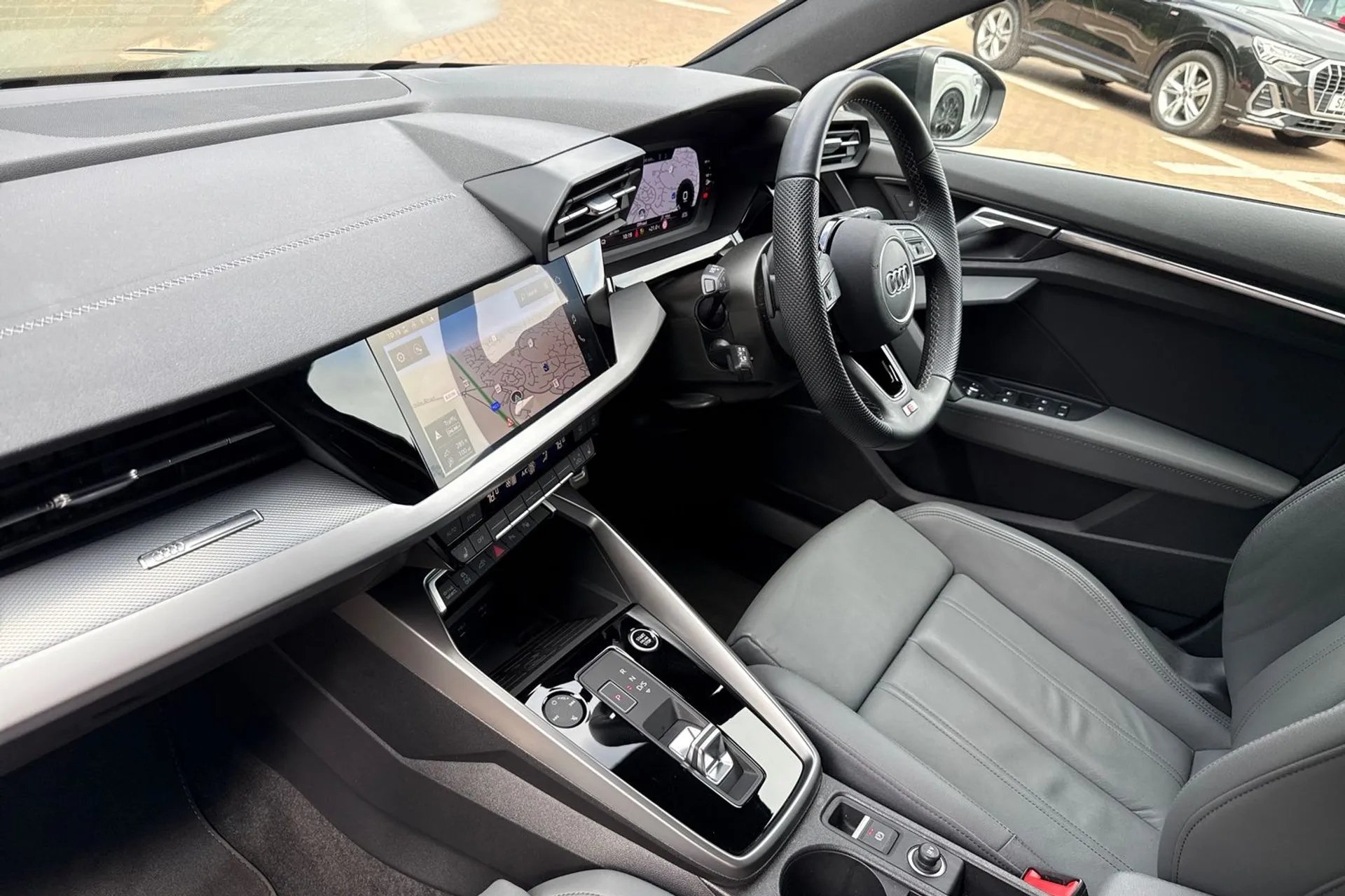 Audi A3 thumbnail image number 27