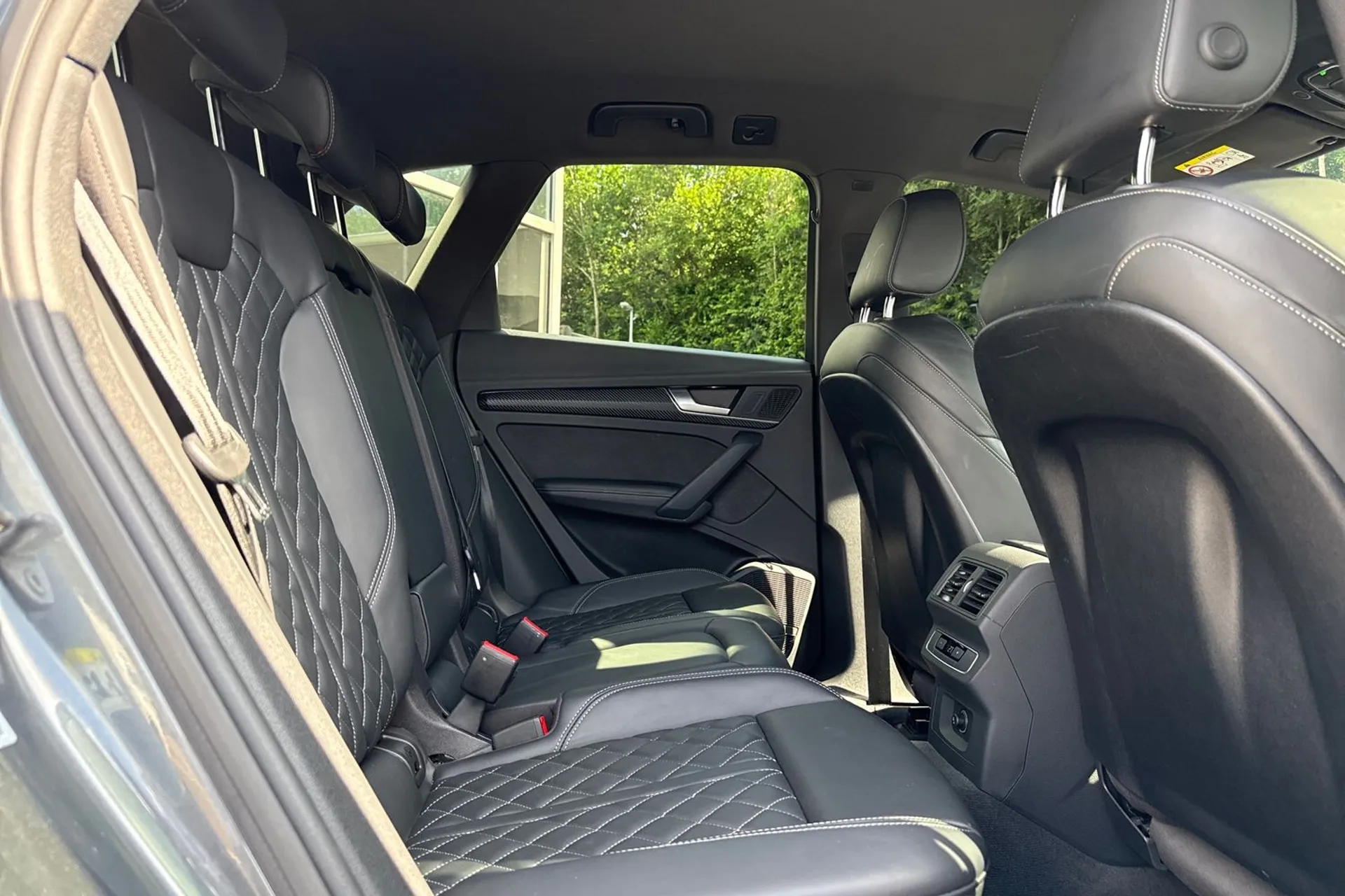 Audi Q5 thumbnail image number 22