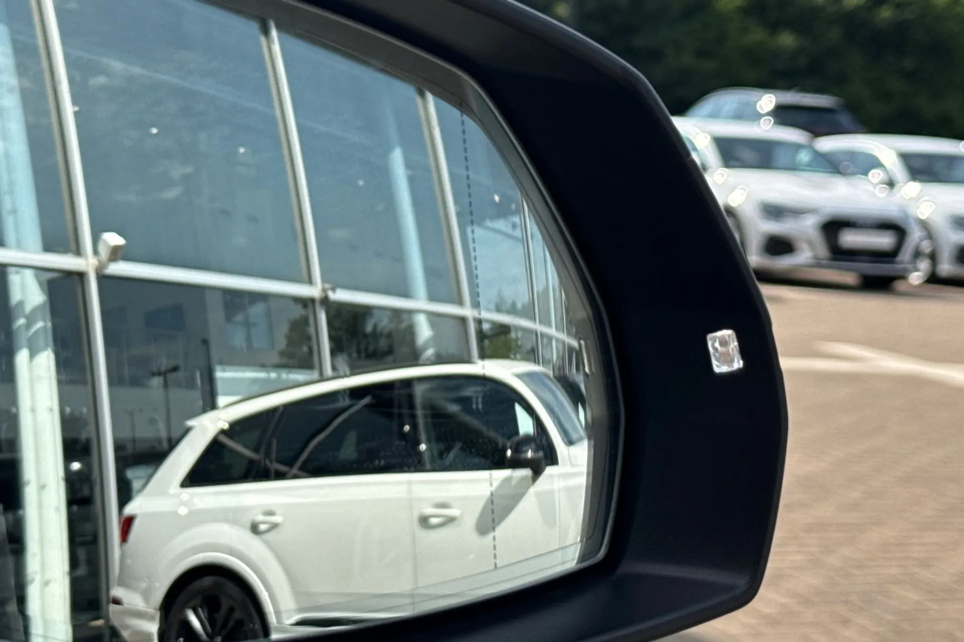 Audi Q5 thumbnail image number 50