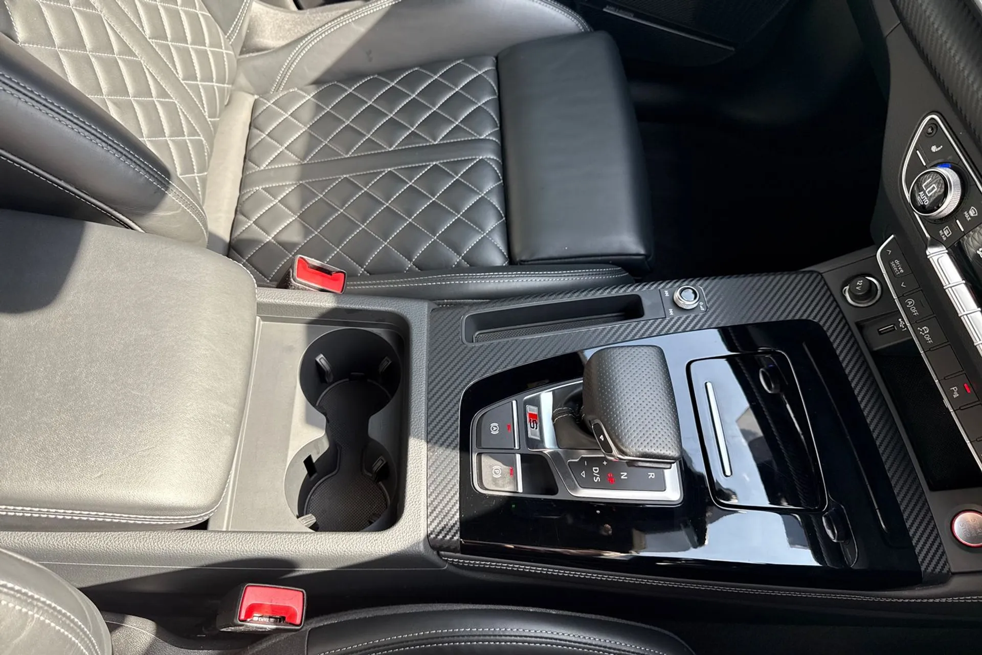 Audi Q5 thumbnail image number 44